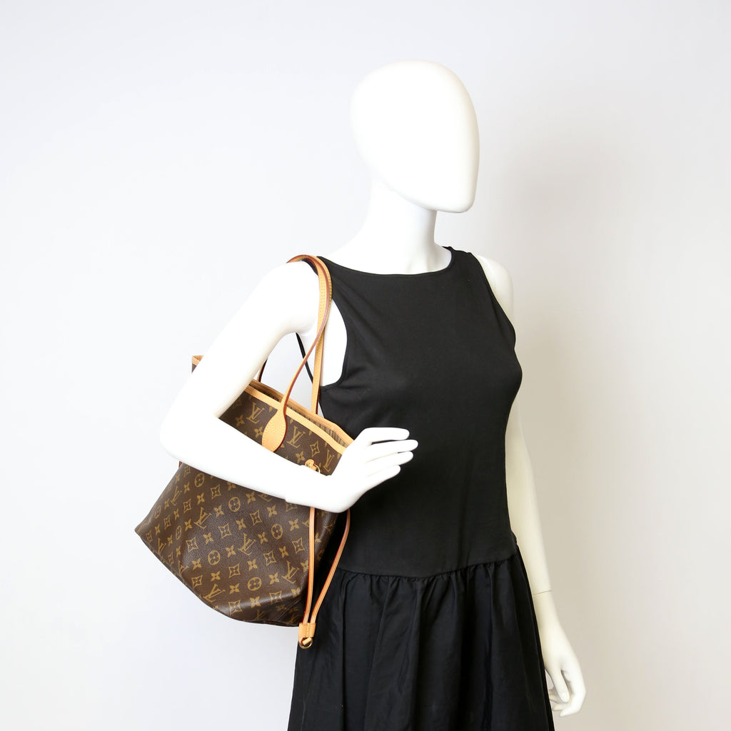 Neverfull MM Monogram