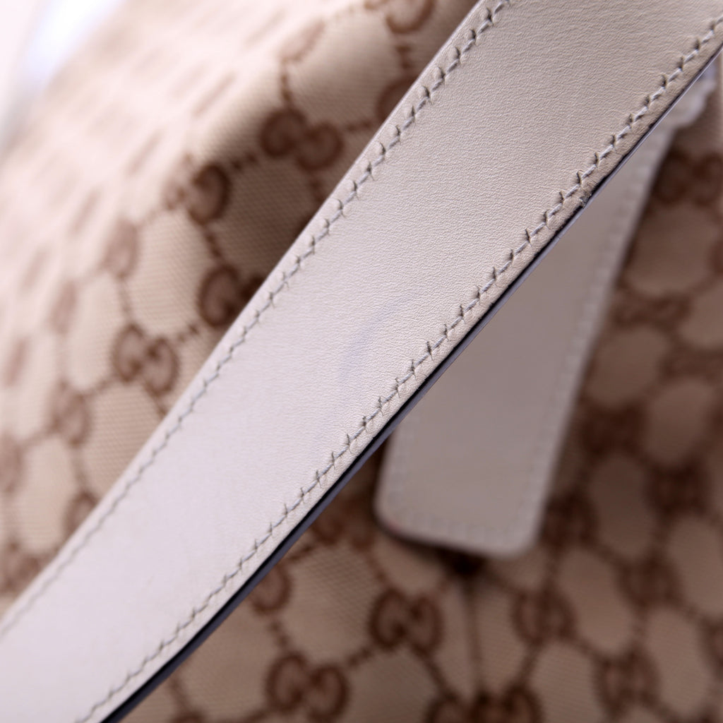 388930 GG Canvas Shoulder Bag White