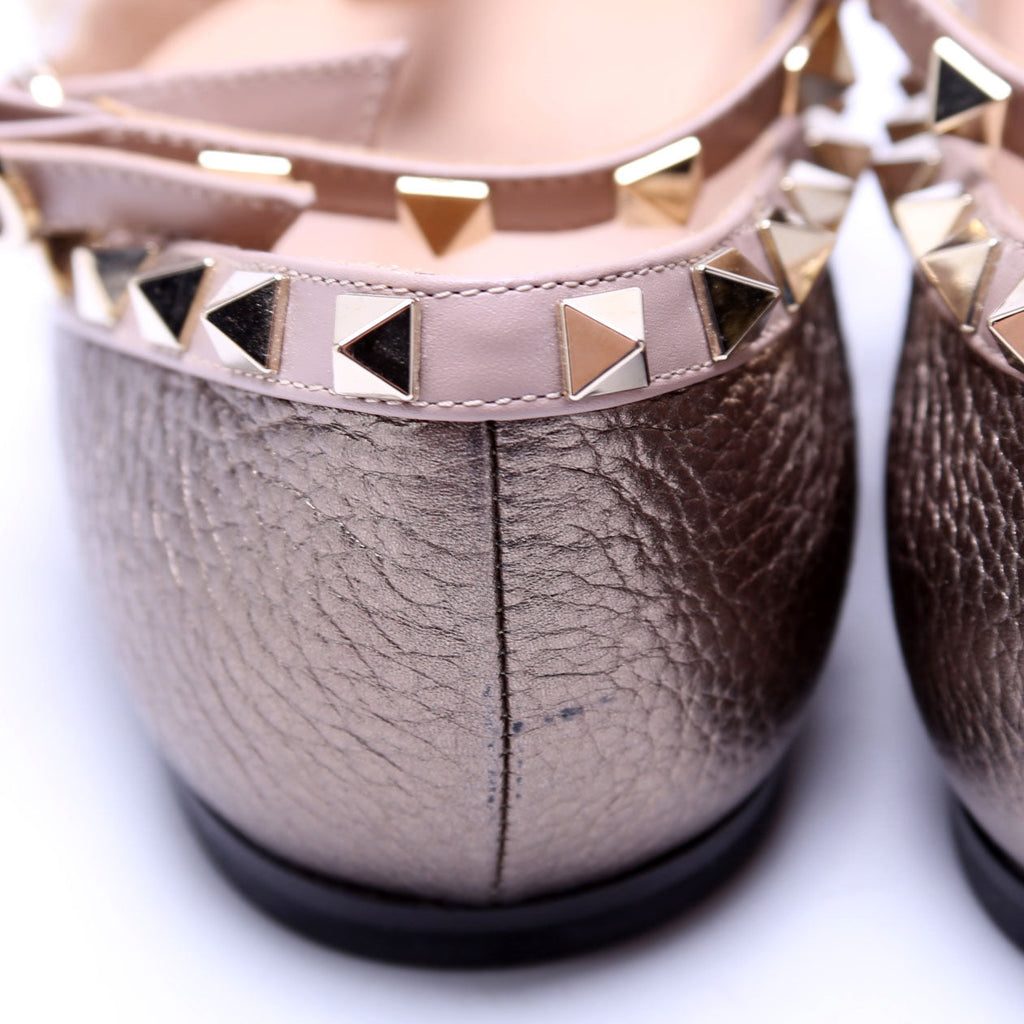 Rockstud Caged Flats Size 37 Gold