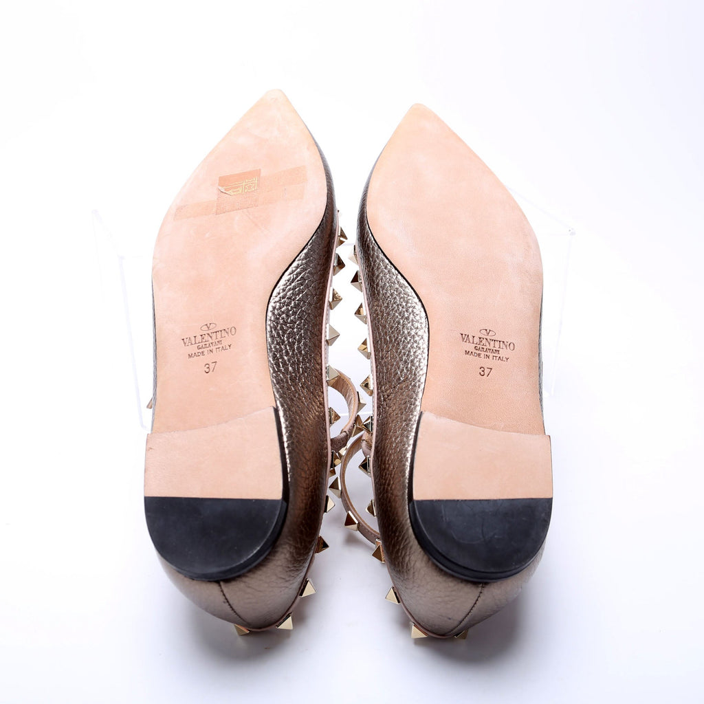Rockstud Caged Flats Size 37 Gold