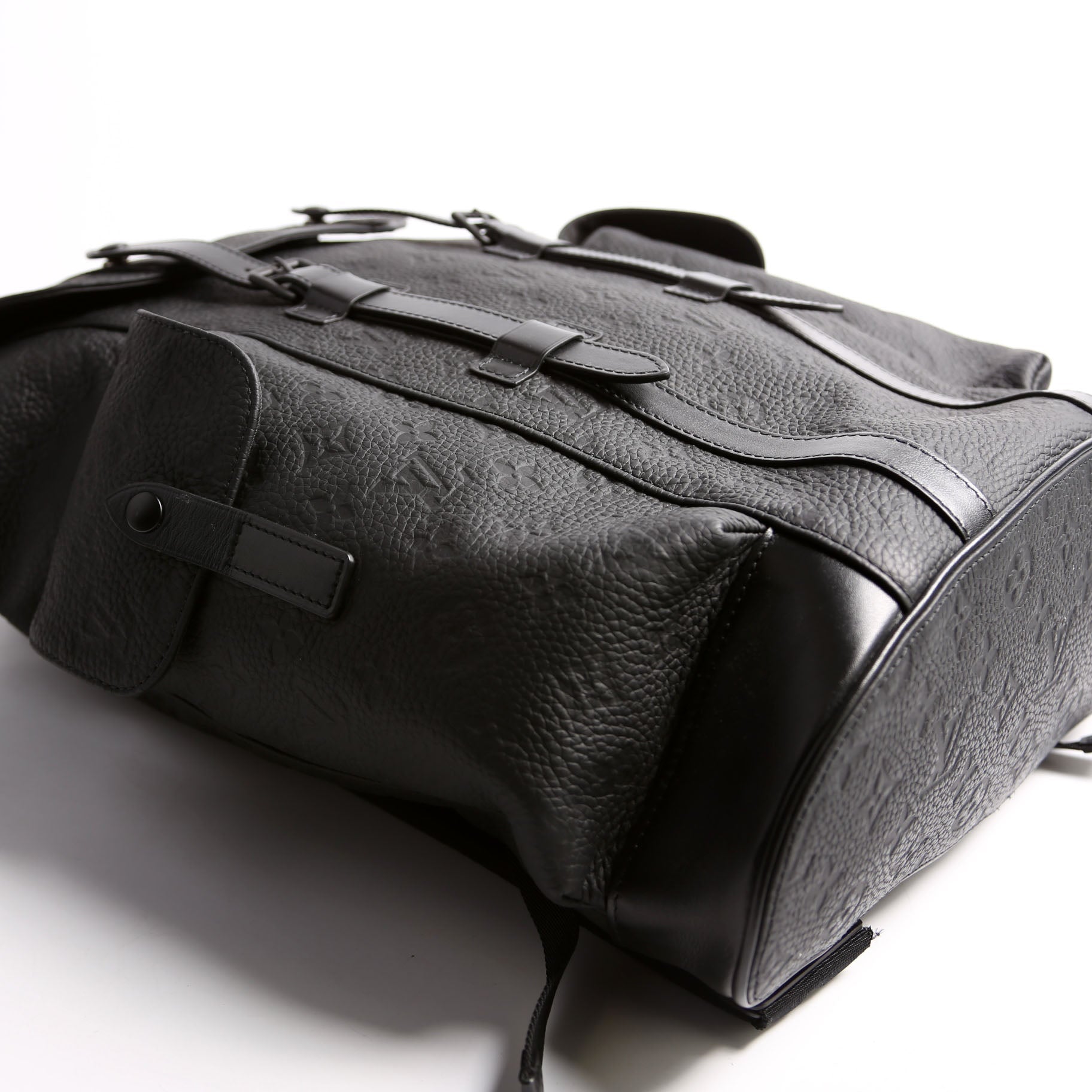 Christopher MM Backpack Taurillon Black