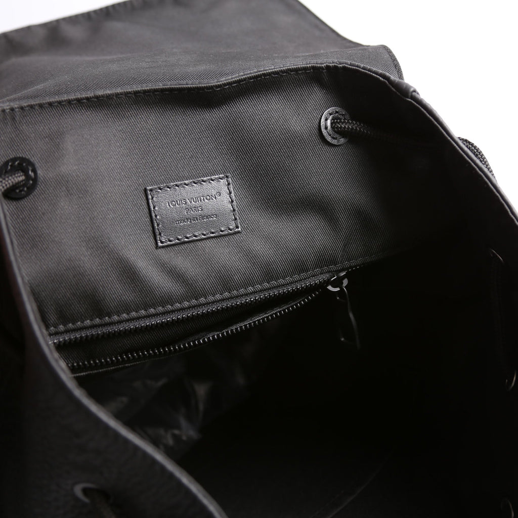 Christopher MM Backpack Taurillon Black