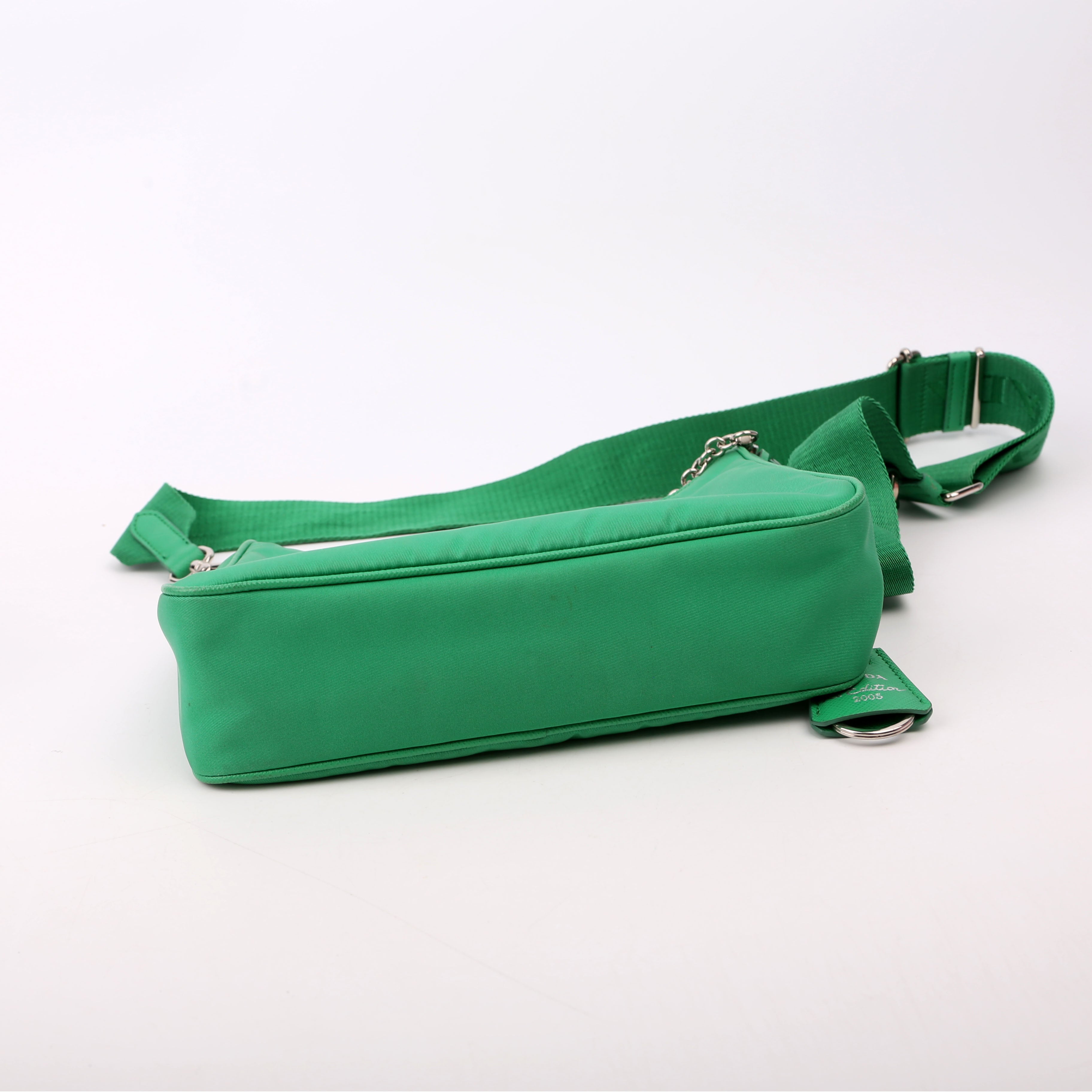 Nylon Re-Edition 2005 Shoulder Bag Green