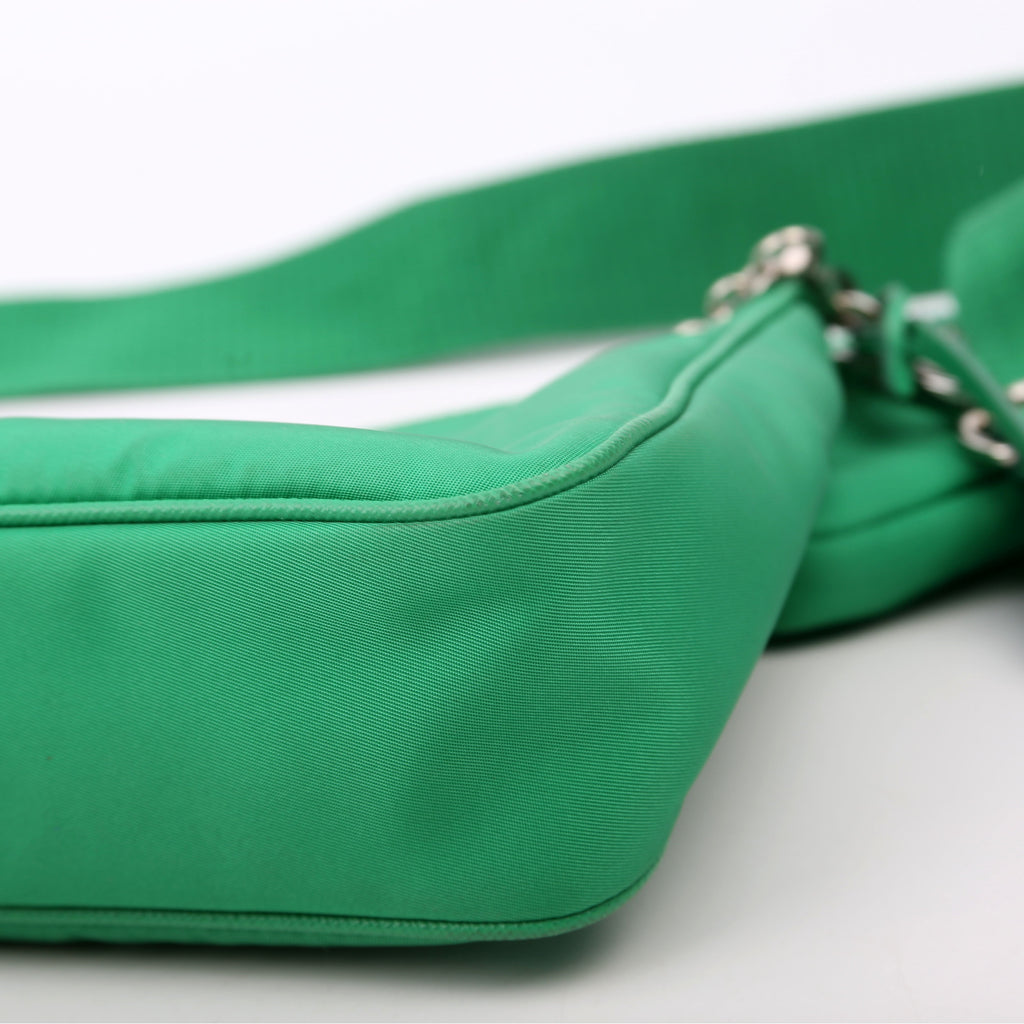 Nylon Re-Edition 2005 Shoulder Bag Green