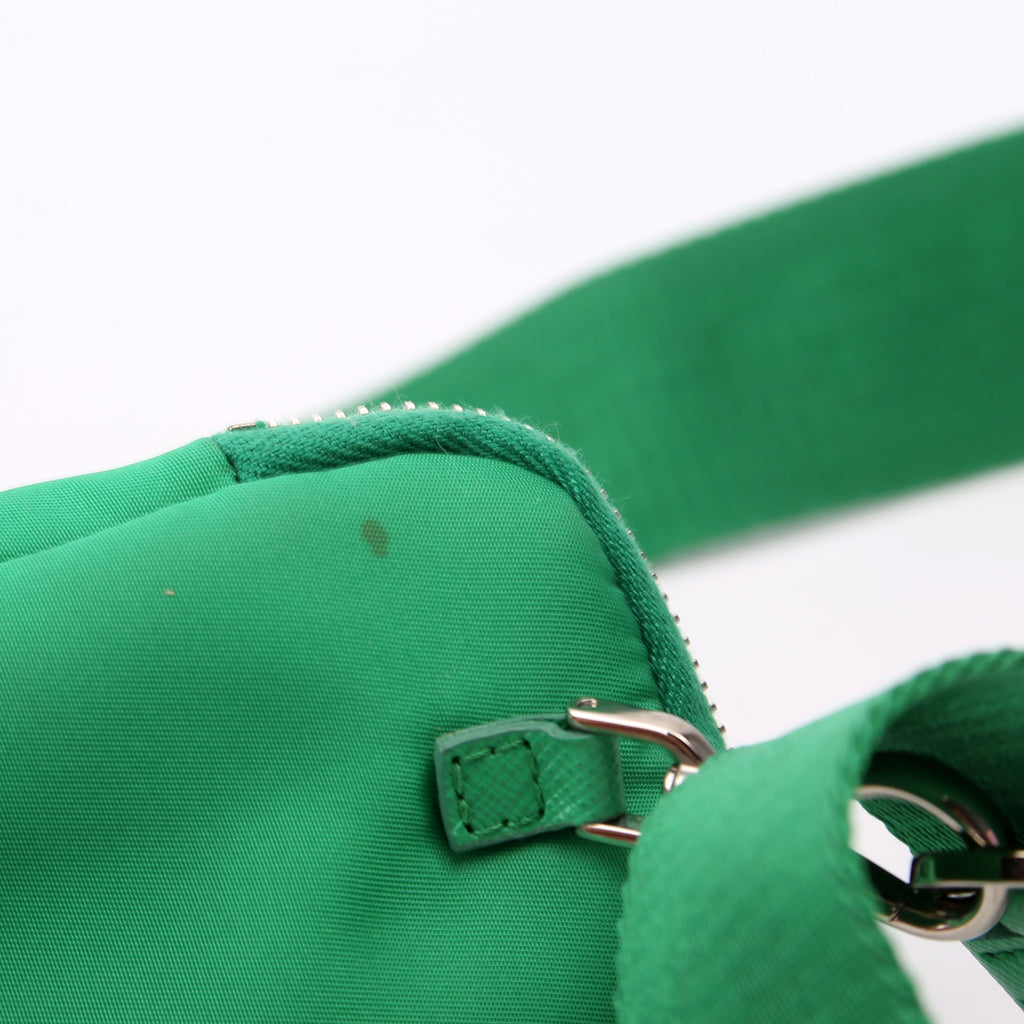 Nylon Re-Edition 2005 Shoulder Bag Green