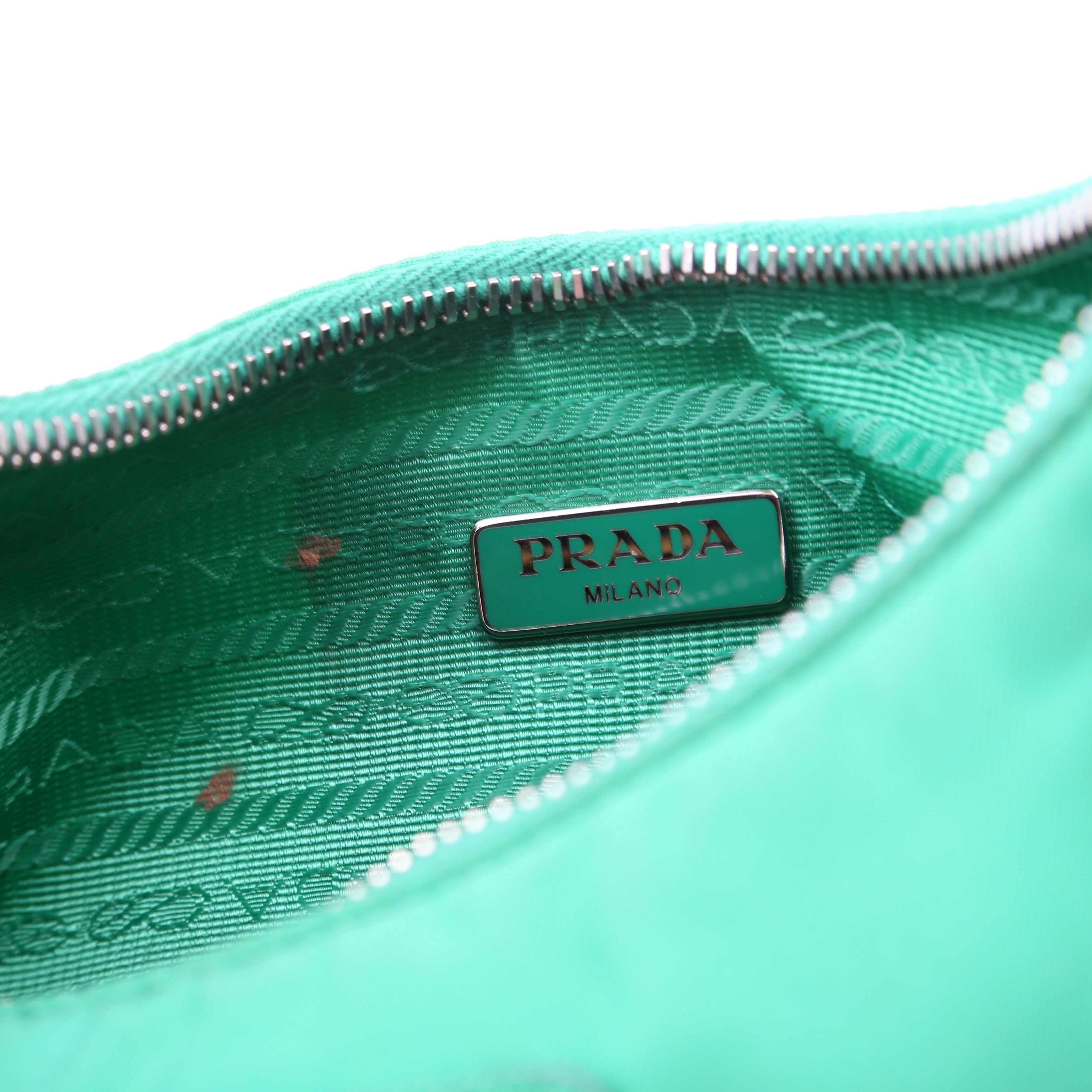 Nylon Re-Edition 2005 Shoulder Bag Green