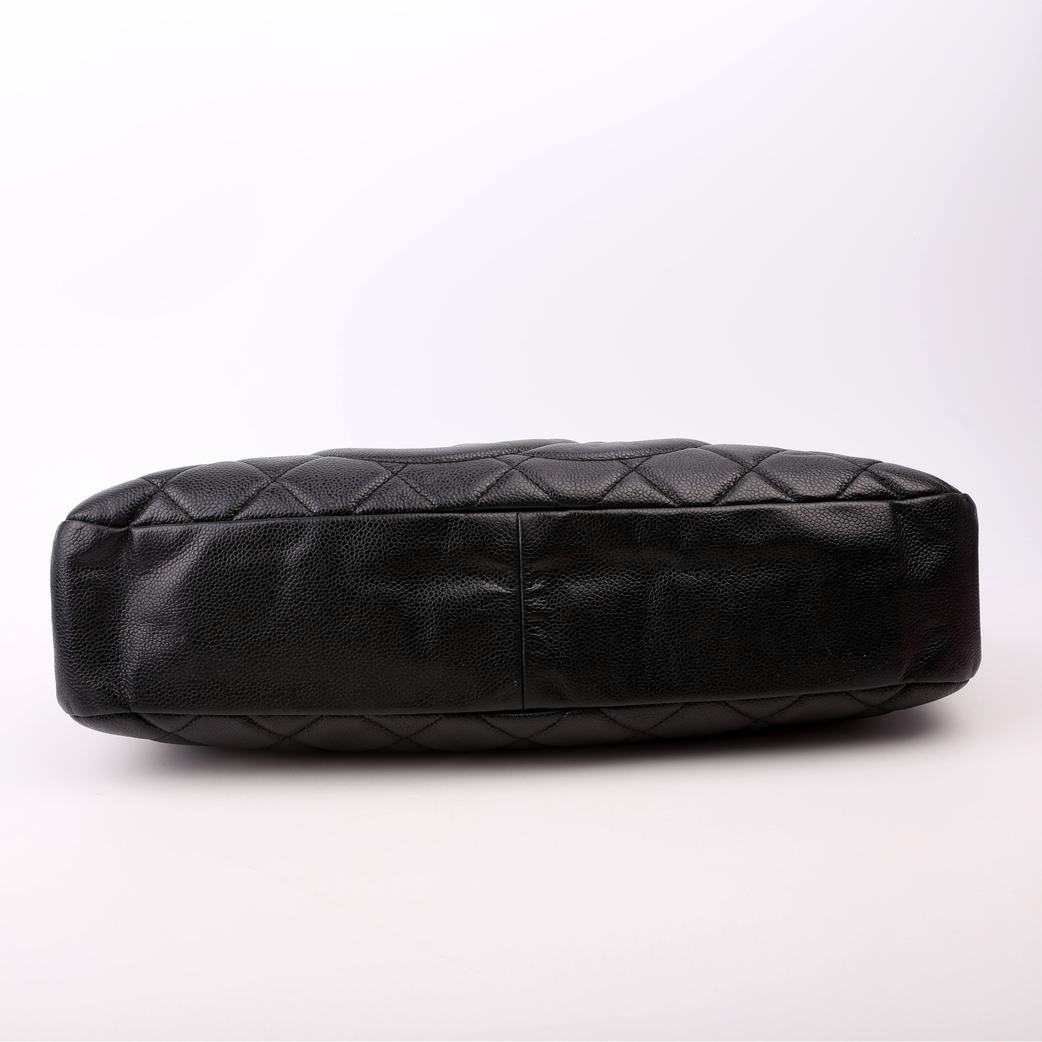 Timeless CC Soft Tote 17M Black