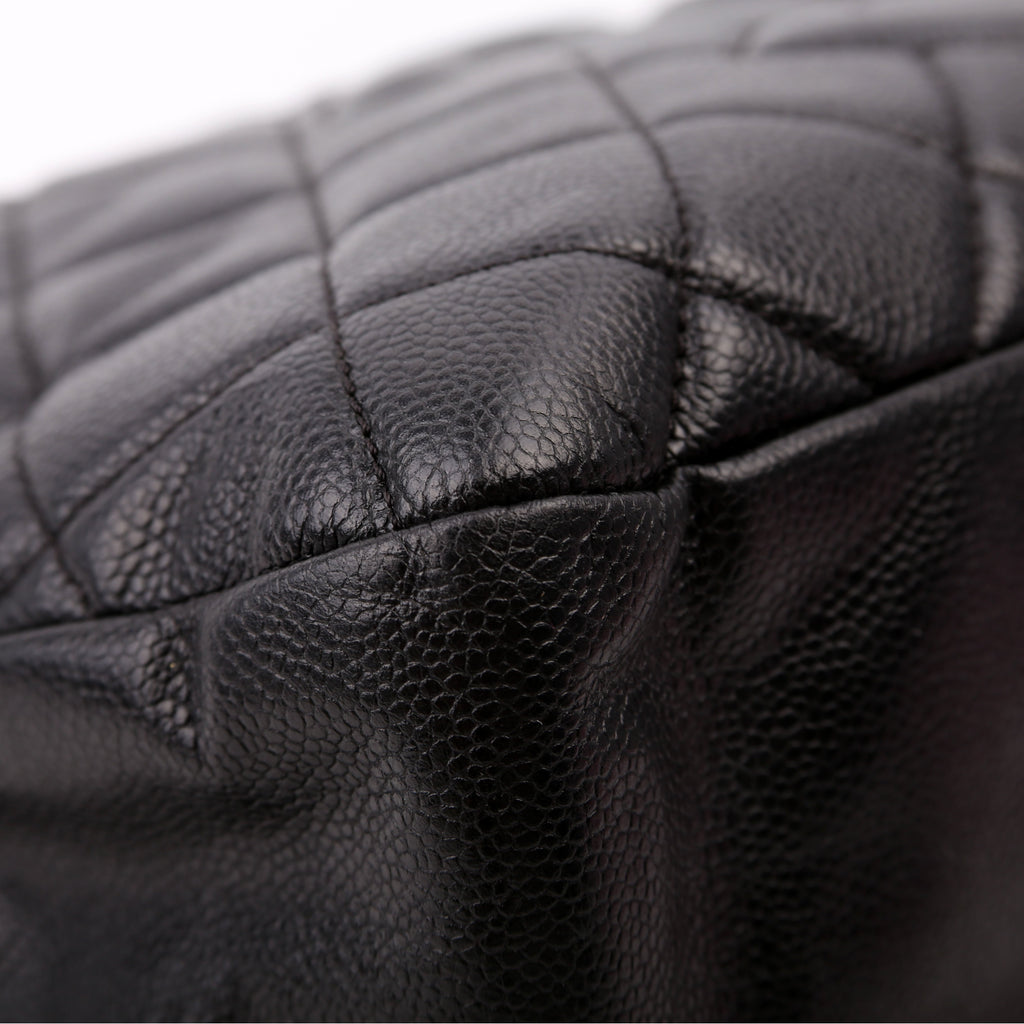 Timeless CC Soft Tote 17M Black