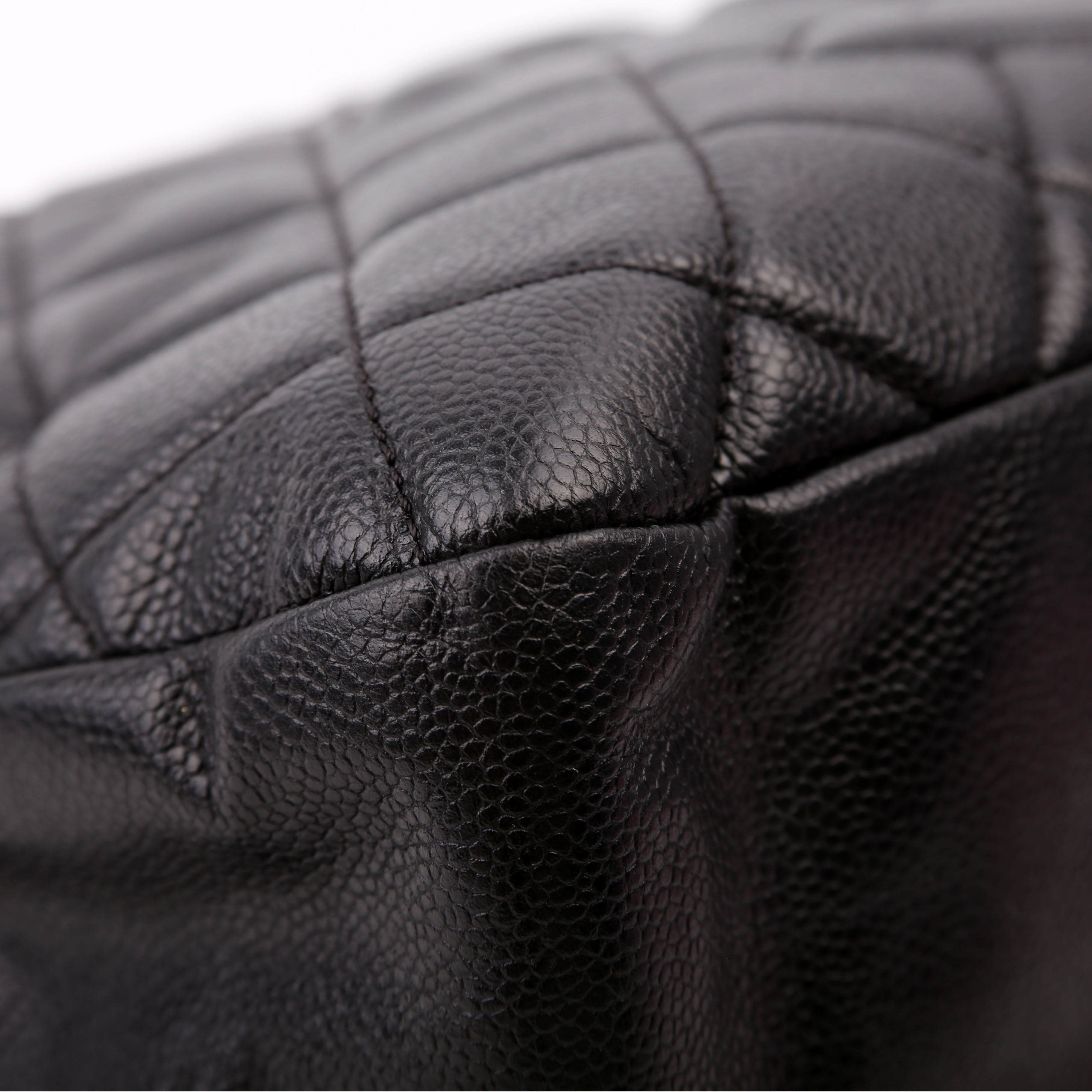 Timeless CC Soft Tote 17M Black