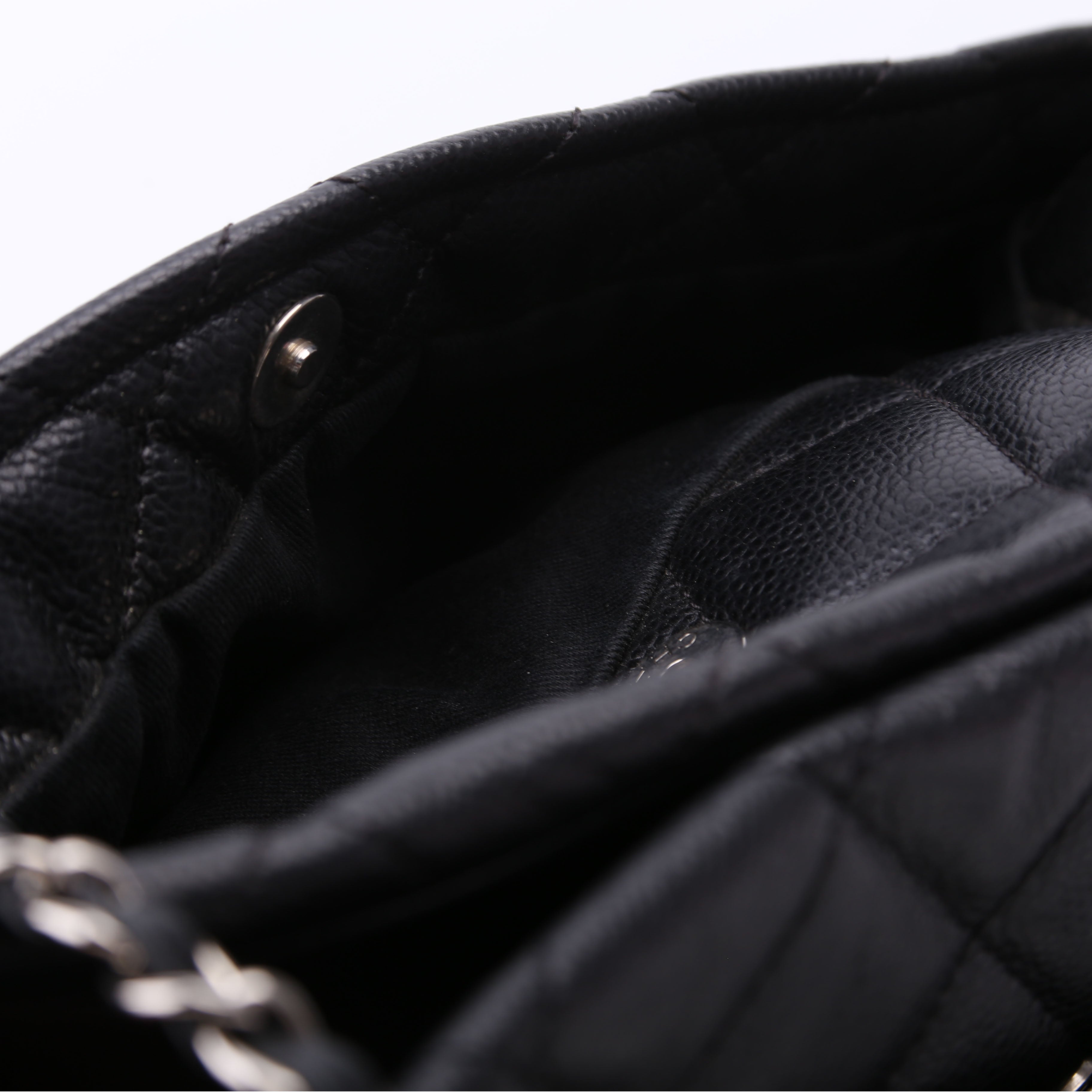 Timeless CC Soft Tote 17M Black