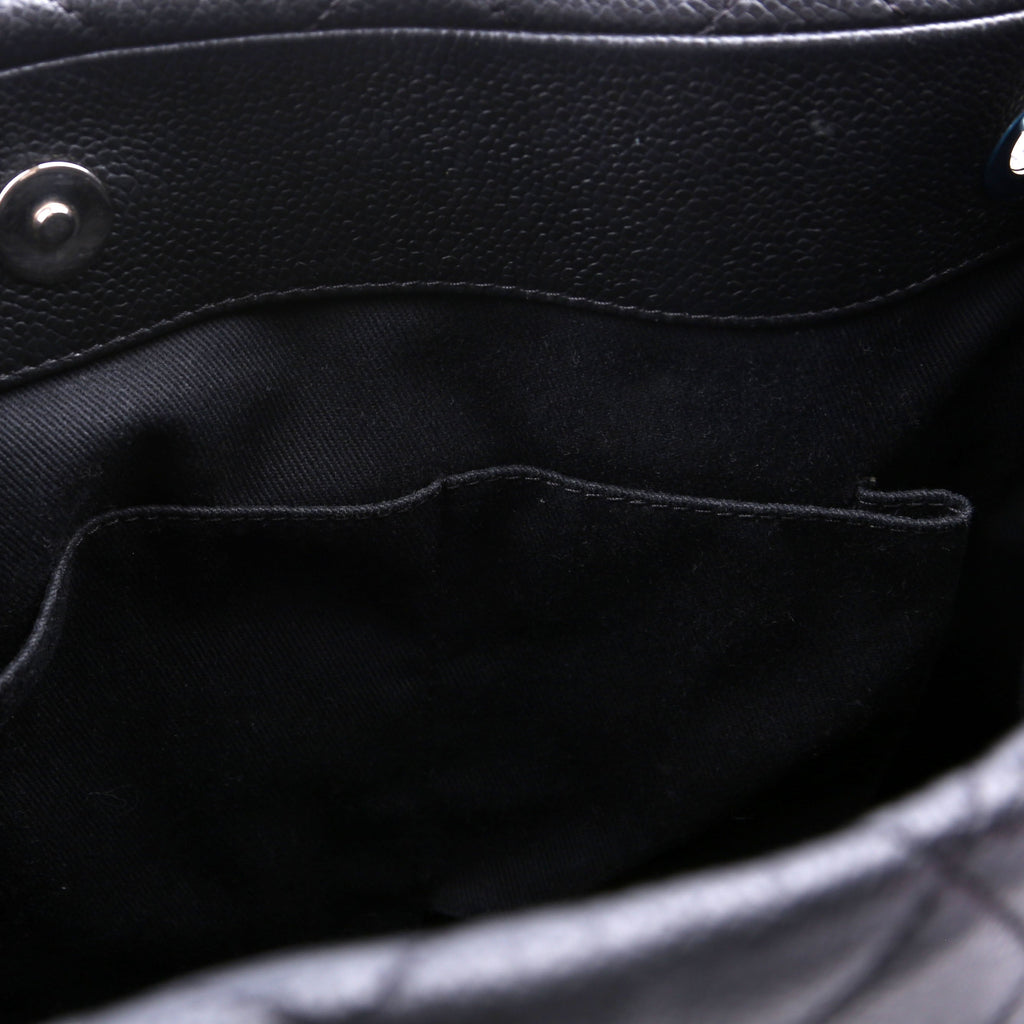 Timeless CC Soft Tote 17M Black
