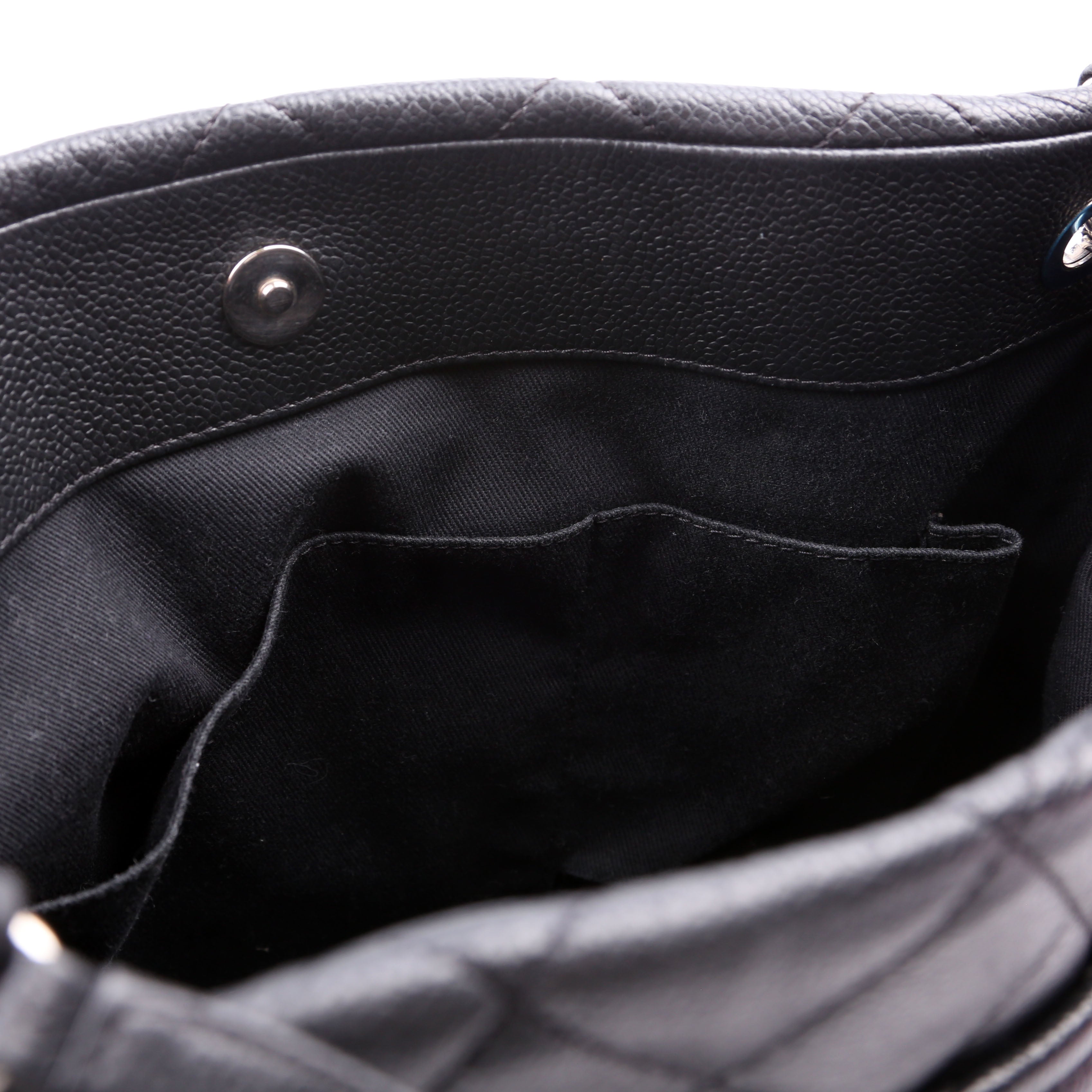 Timeless CC Soft Tote 17M Black
