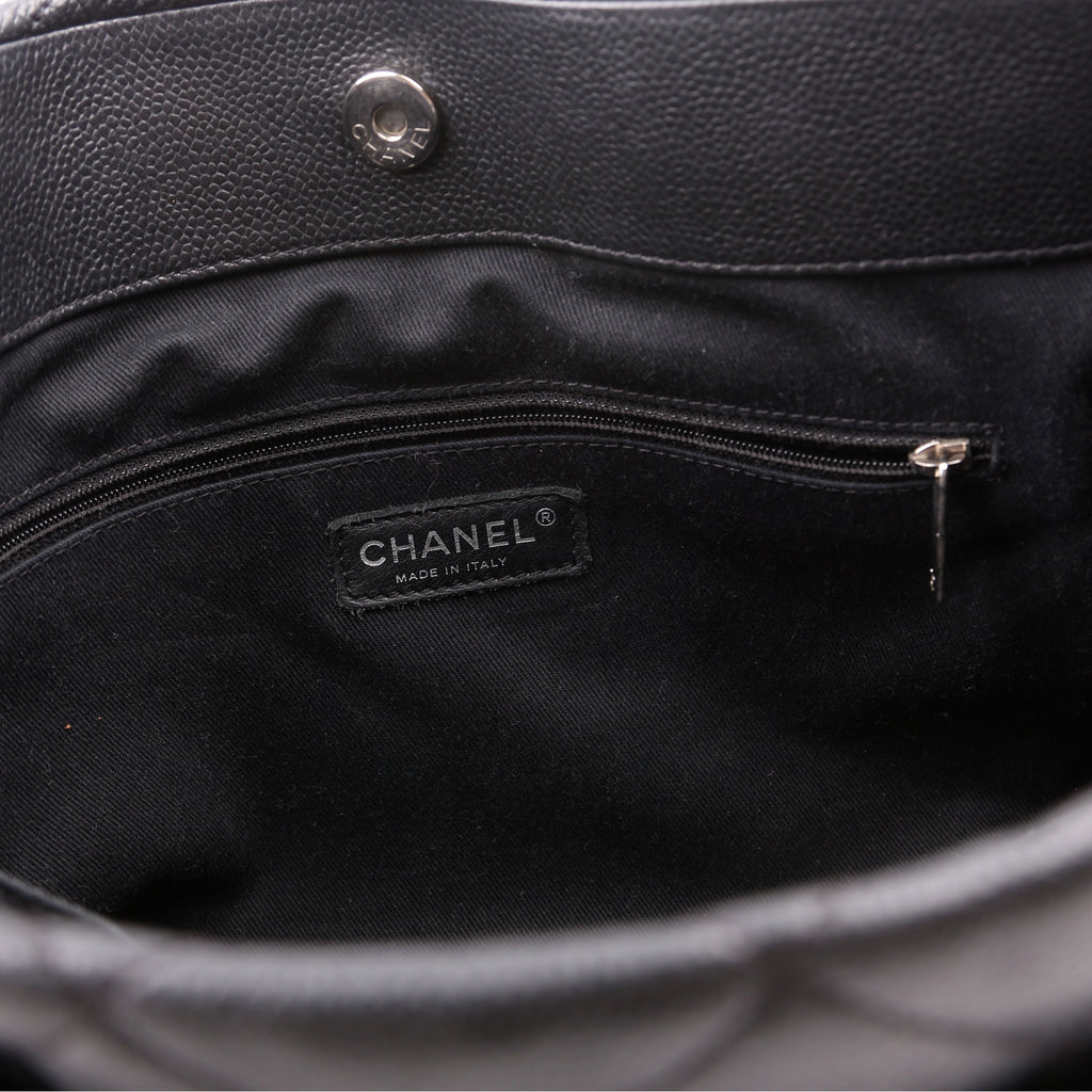 Timeless CC Soft Tote 17M Black