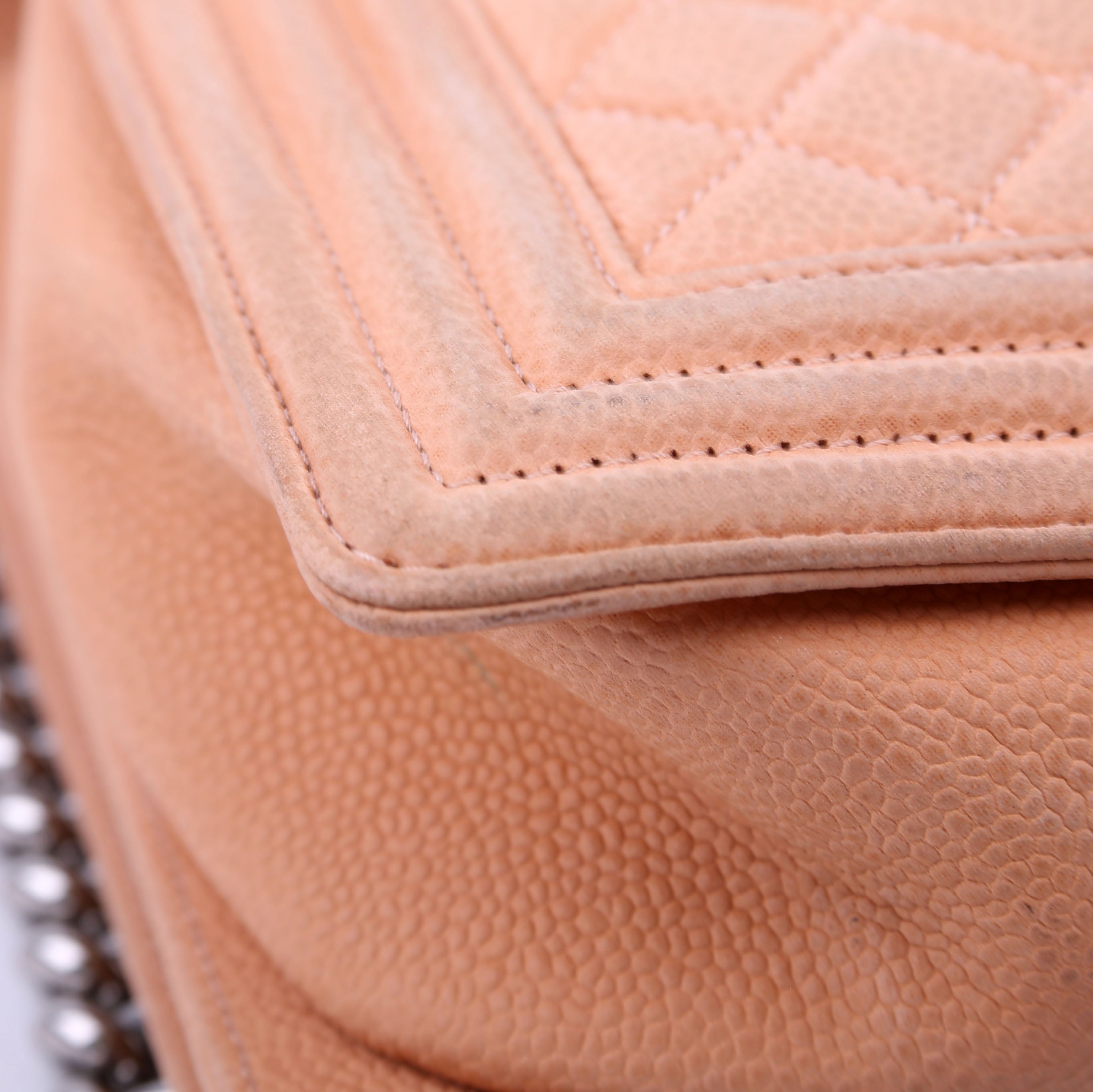 Boy Flap Large Caviar 16-20M Peach