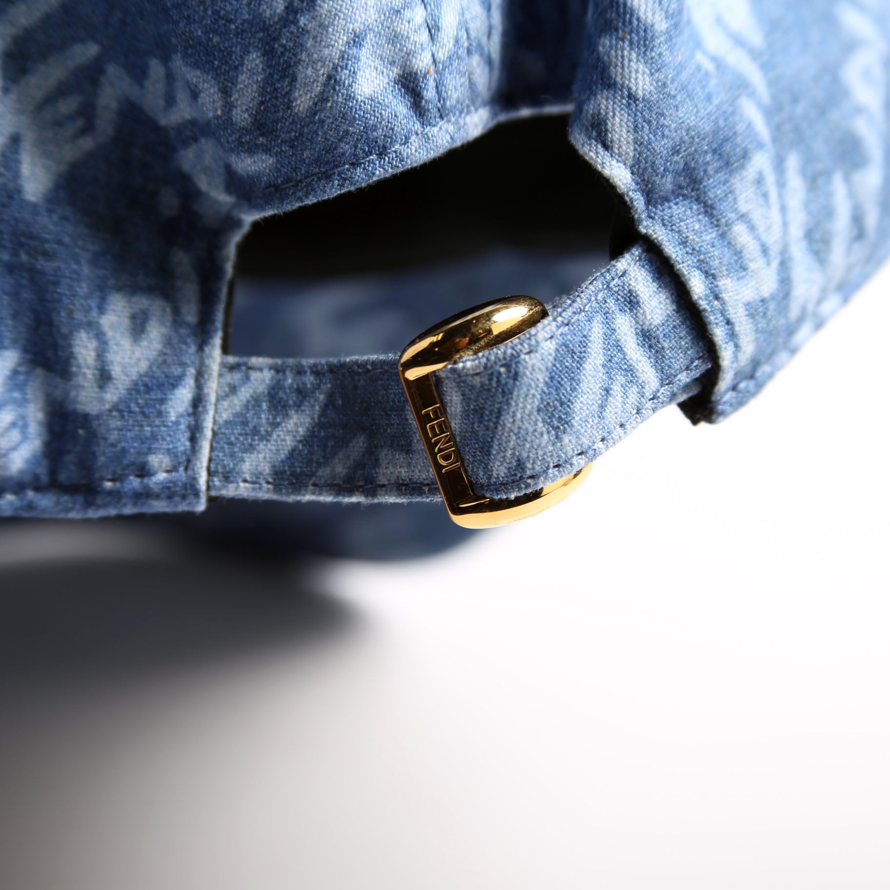 Fendi FXQ675 Denim Logo Size Small