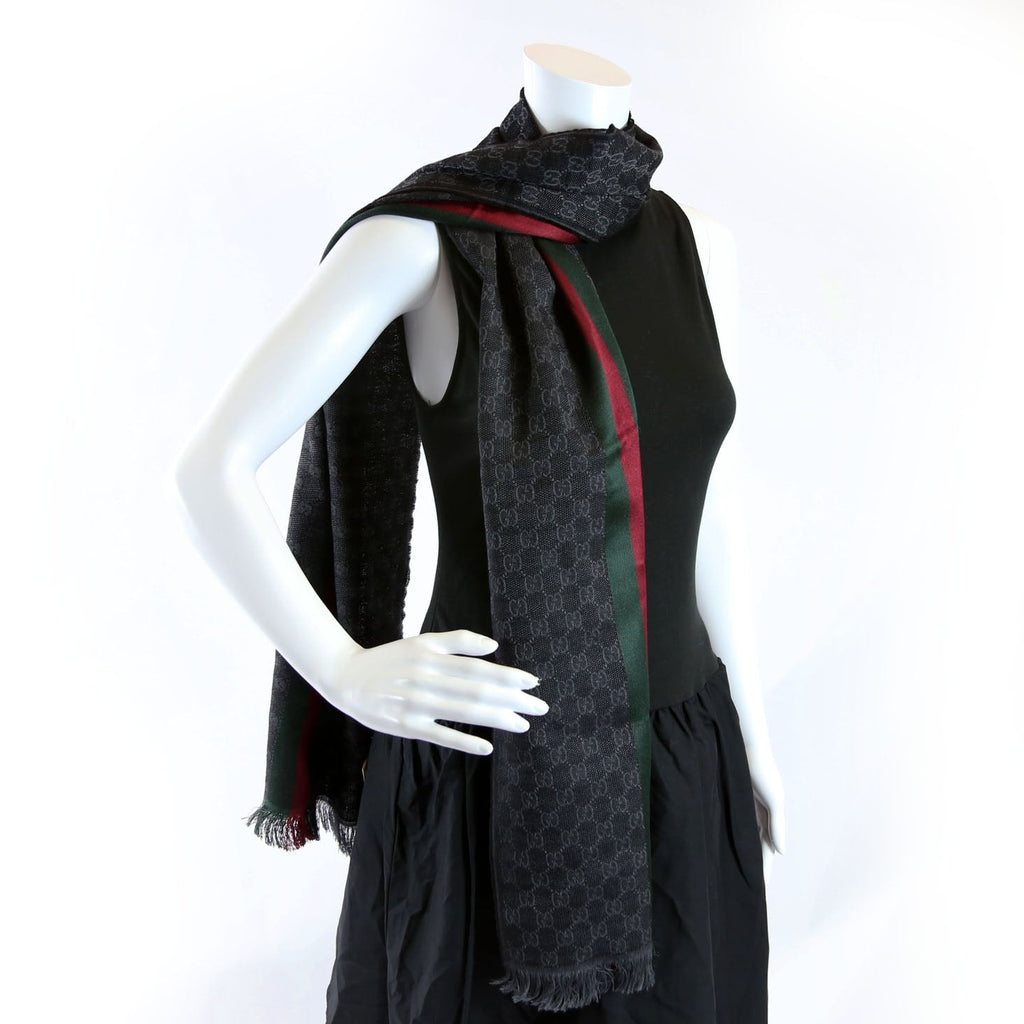 147351 GG Jacquard Wool/Slik