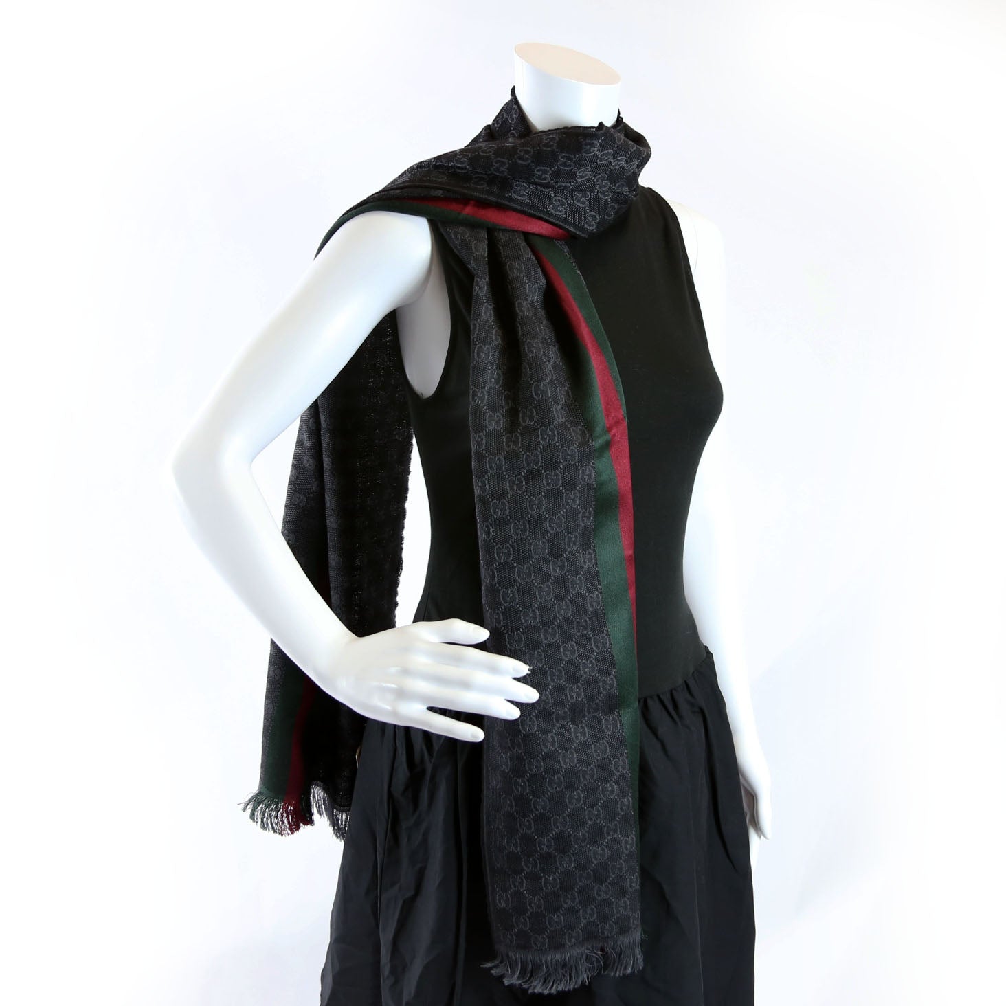147351 GG Jacquard Wool/Slik