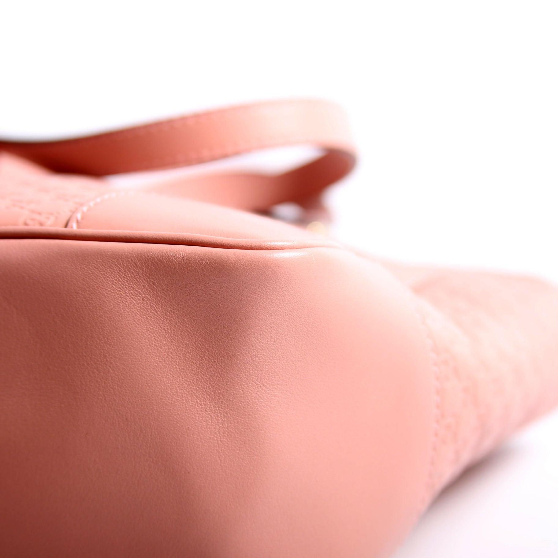 Gucci 449241 Micro Guccissima Bree Small Tote Pink
