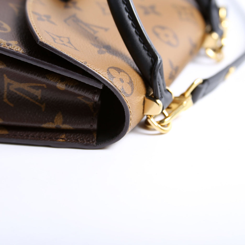 Tilsitt Reversed Monogram