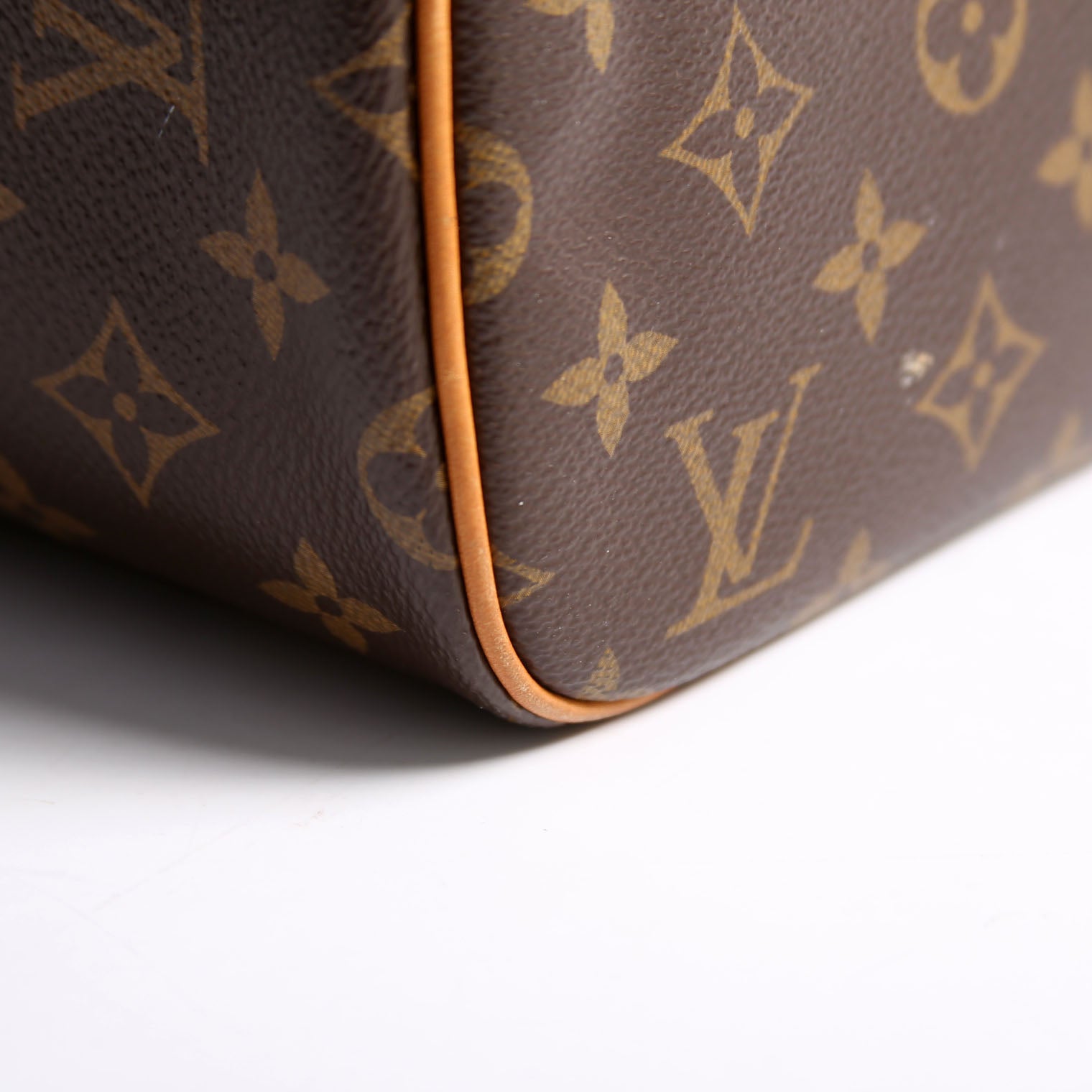Nice BB Cosmetic Monogram Brown
