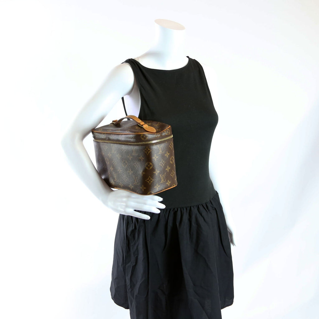 Nice BB Cosmetic Monogram Brown