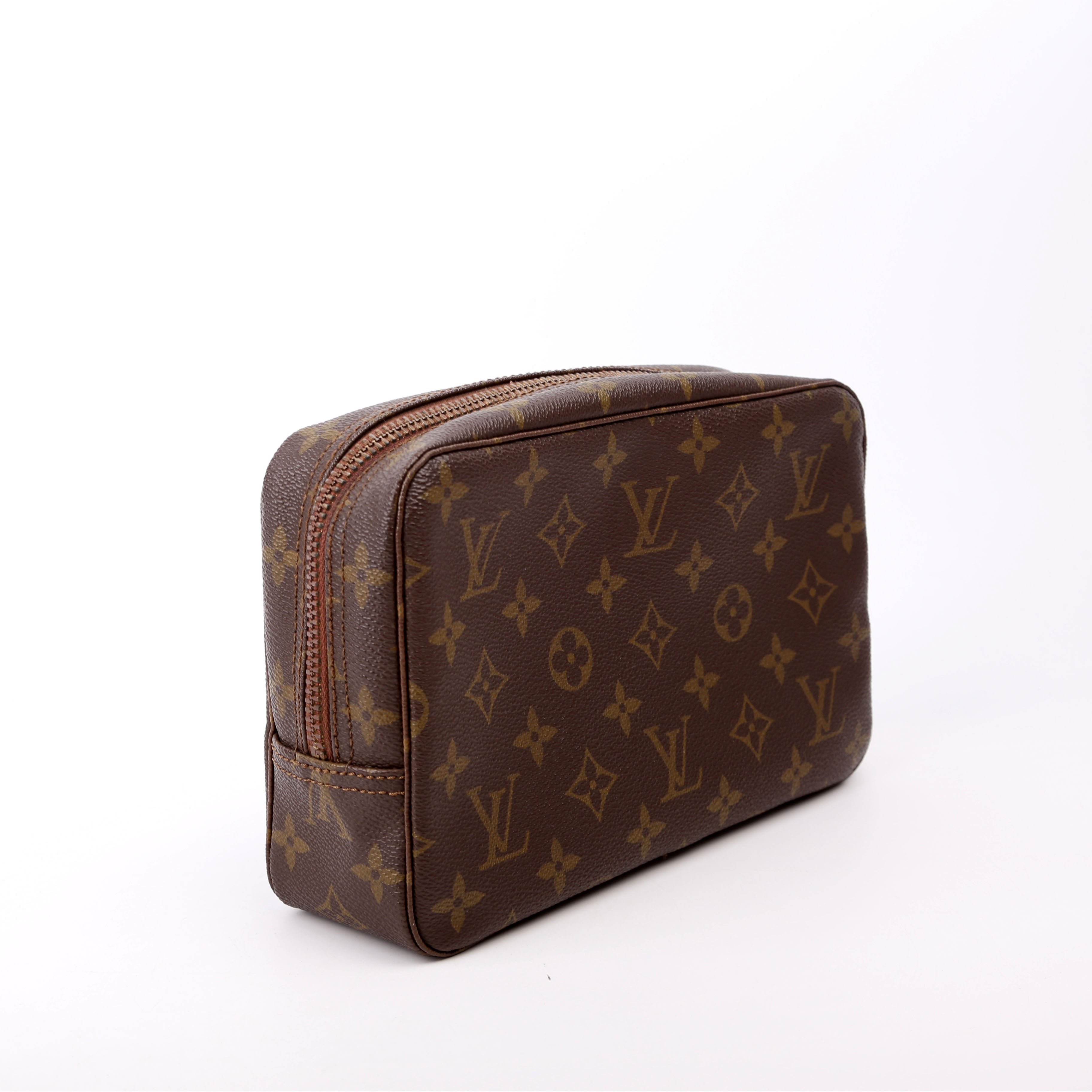 Trousse Toilette 23 Monogram