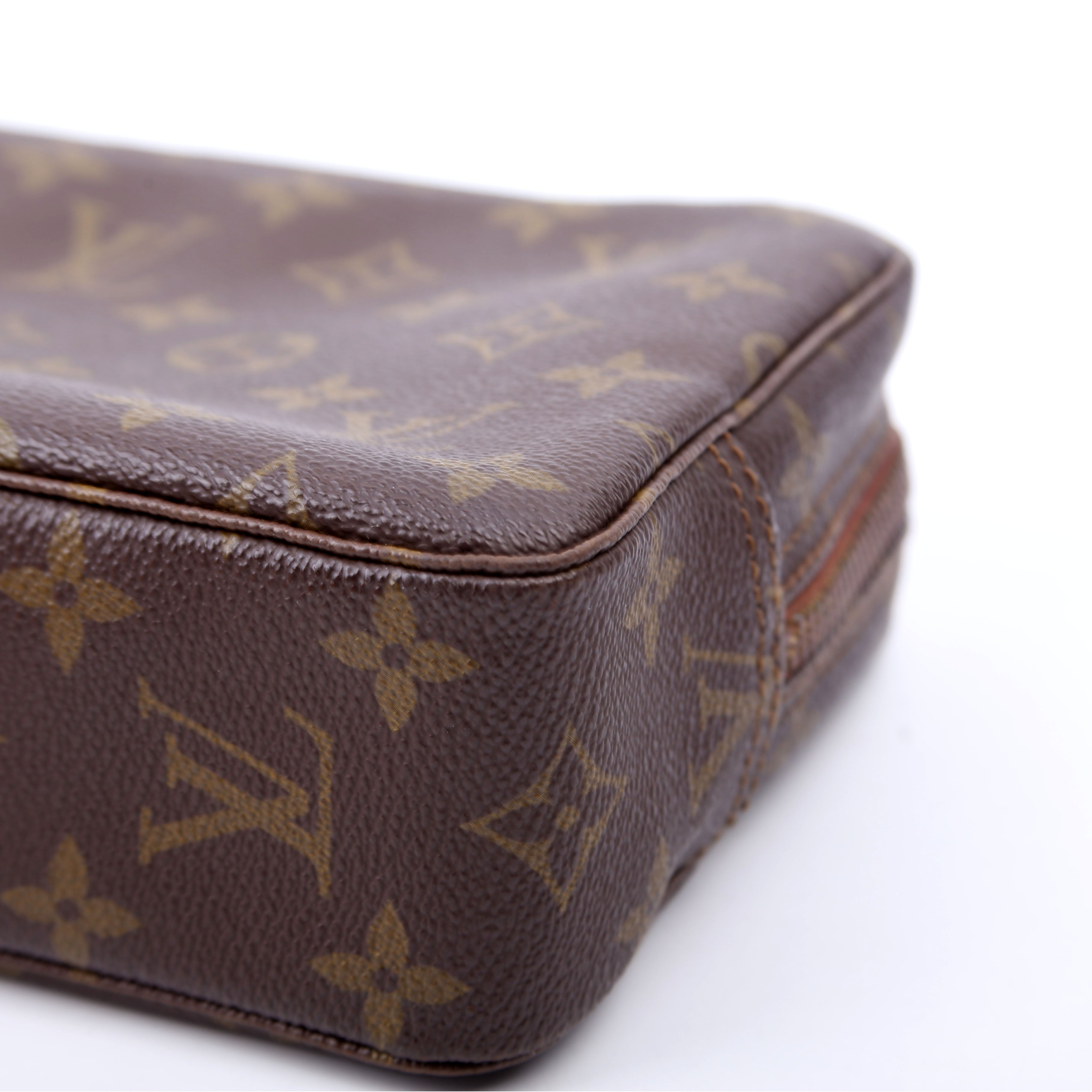 Trousse Toilette 23 Monogram