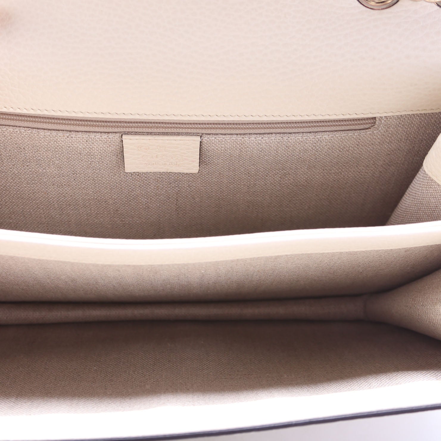 510303 Interlocking GG Shoulder Grey