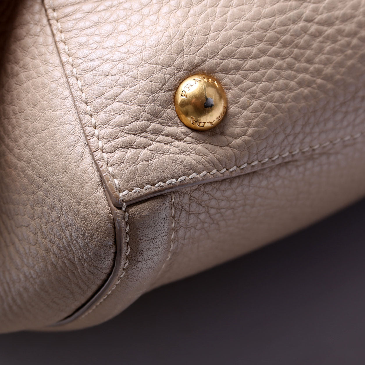 Vitello Daino Berlino Tote Beige/Gold