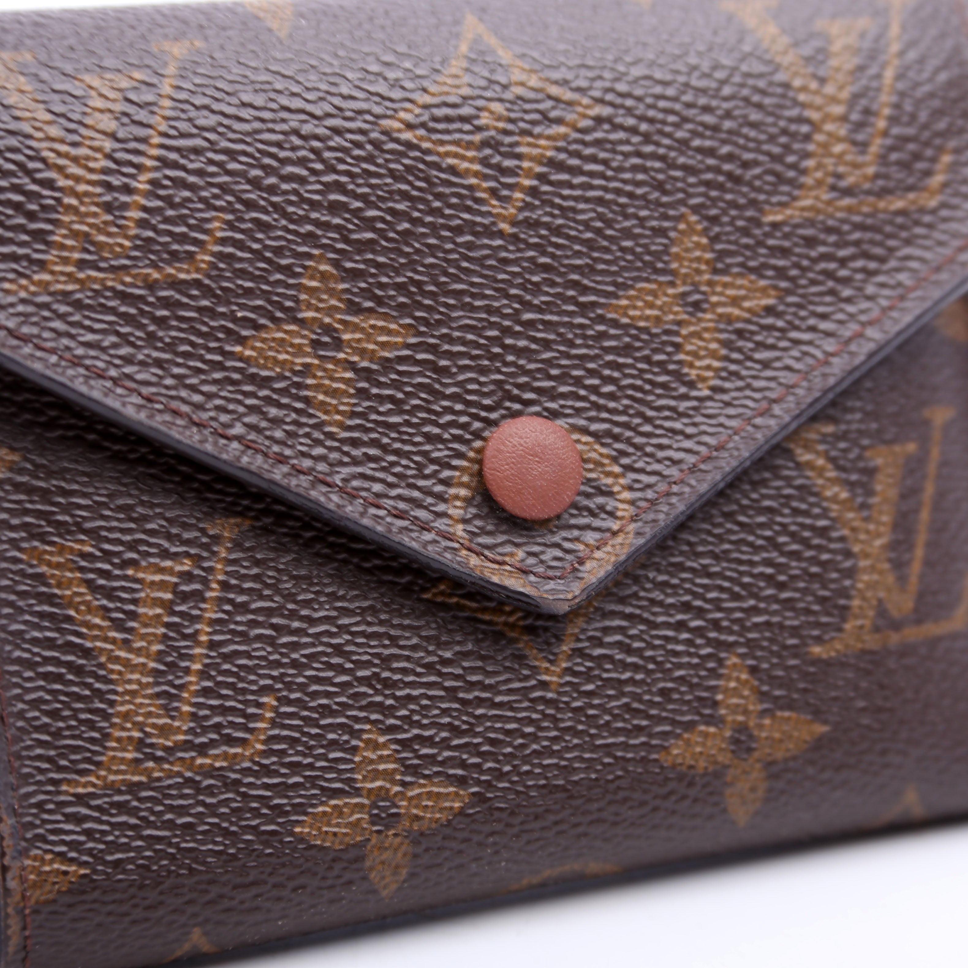Victorine Wallet Monogram