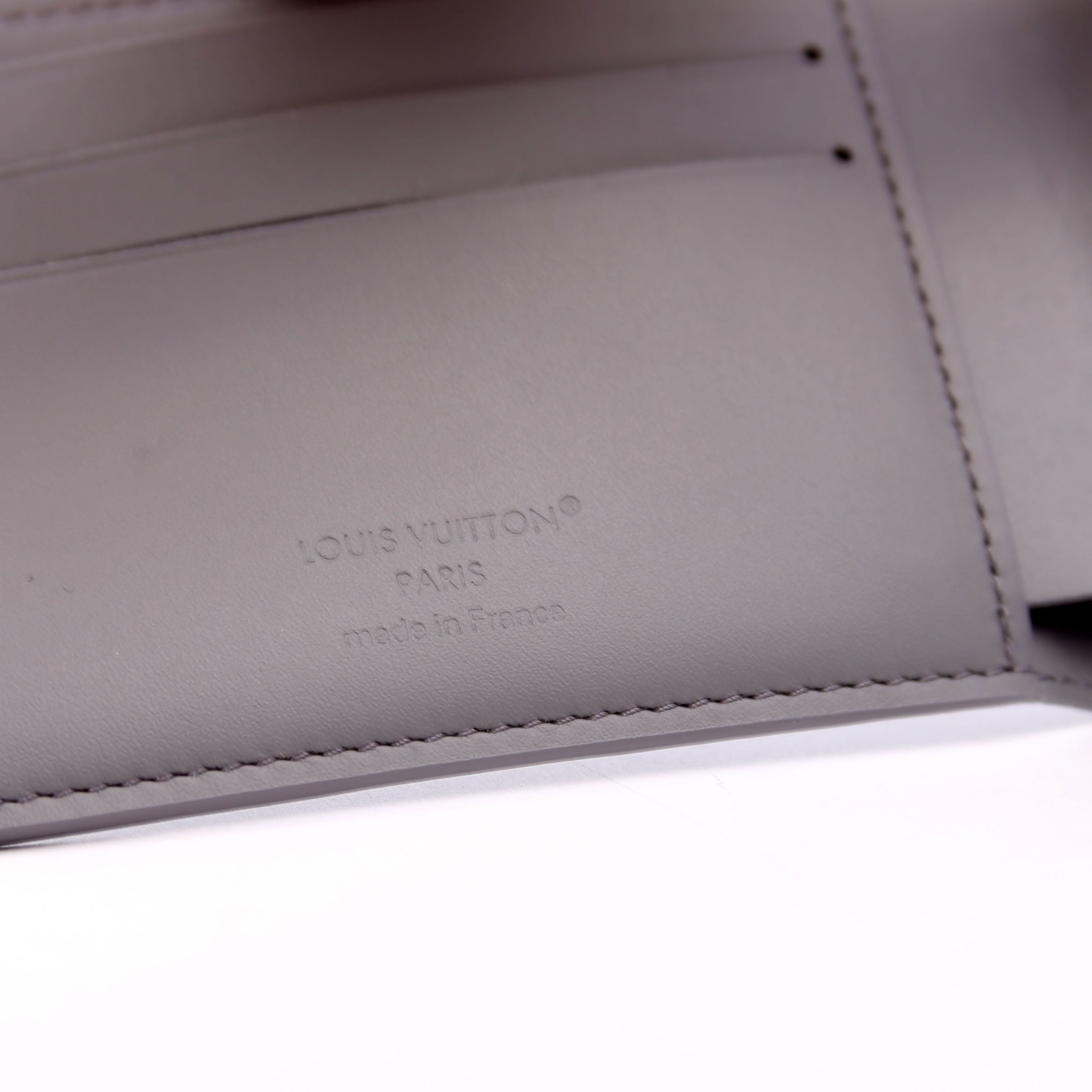 Multiple Wallet Shadow Monogram Leather Grey