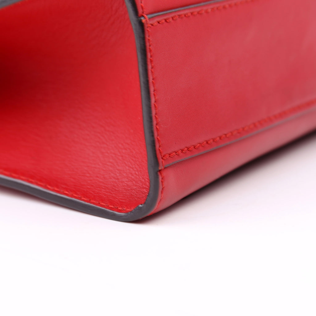 Gucci 409487 Padlock Smooth Leather Red