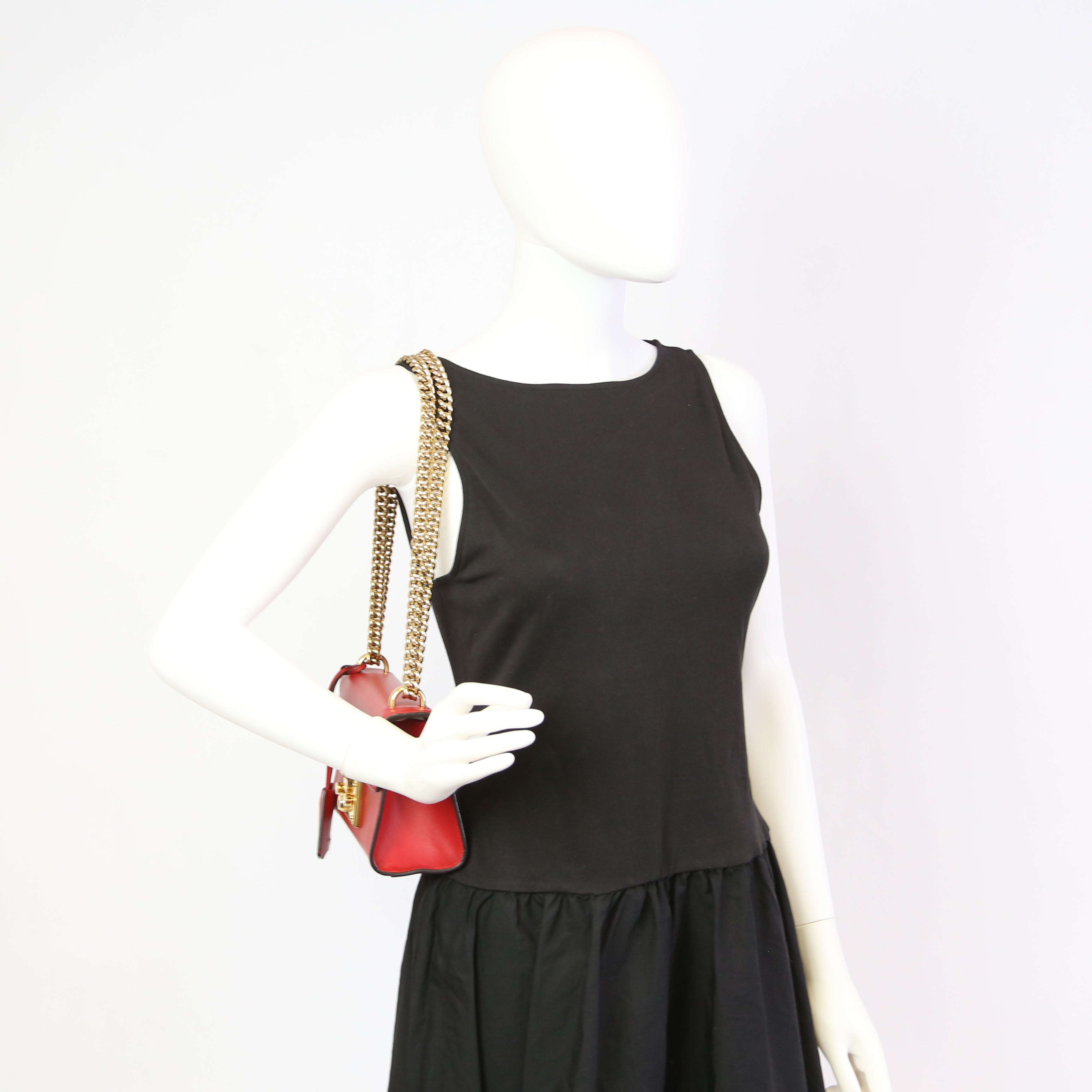 Gucci 409487 Padlock Smooth Leather Red