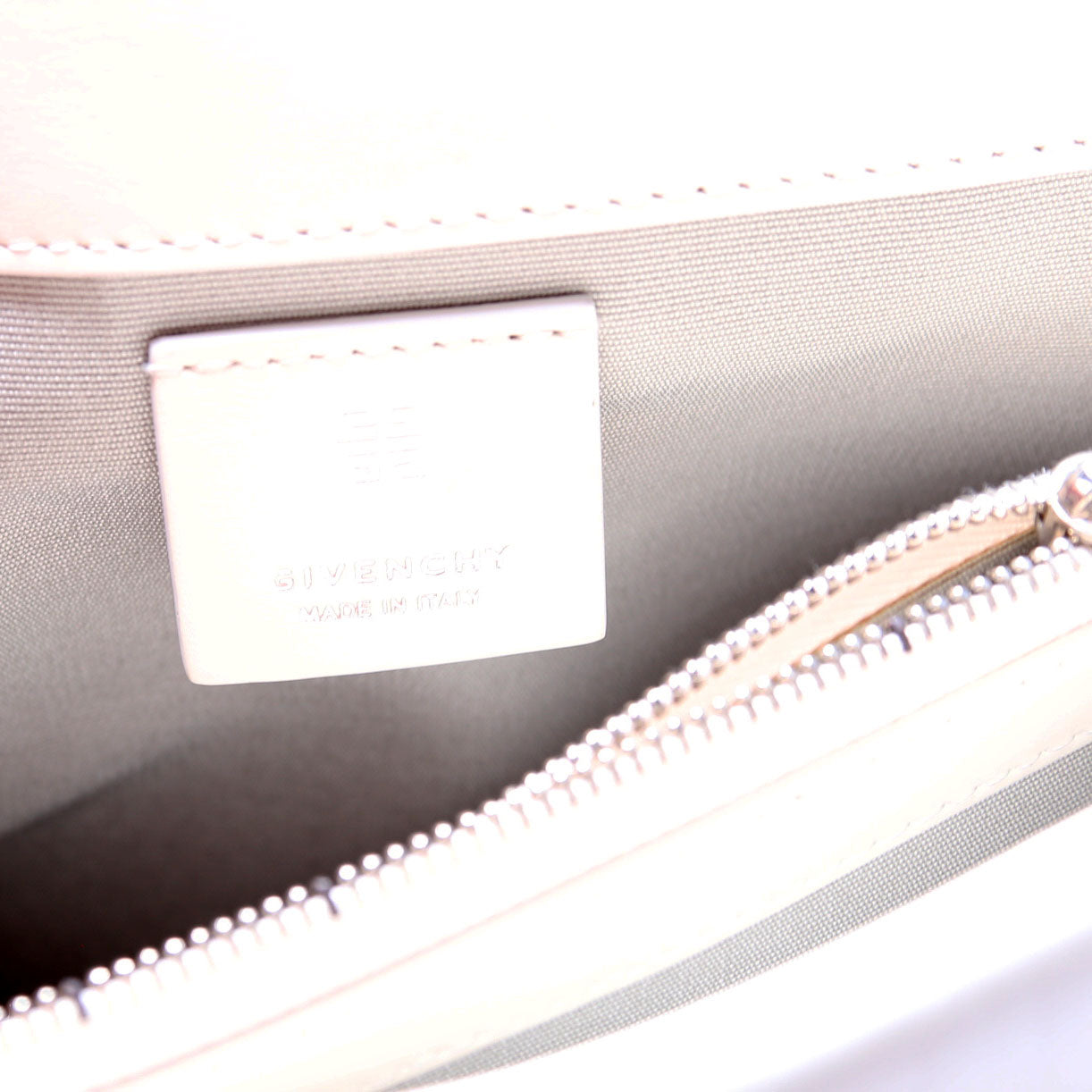 4G Soft Medium Leather White