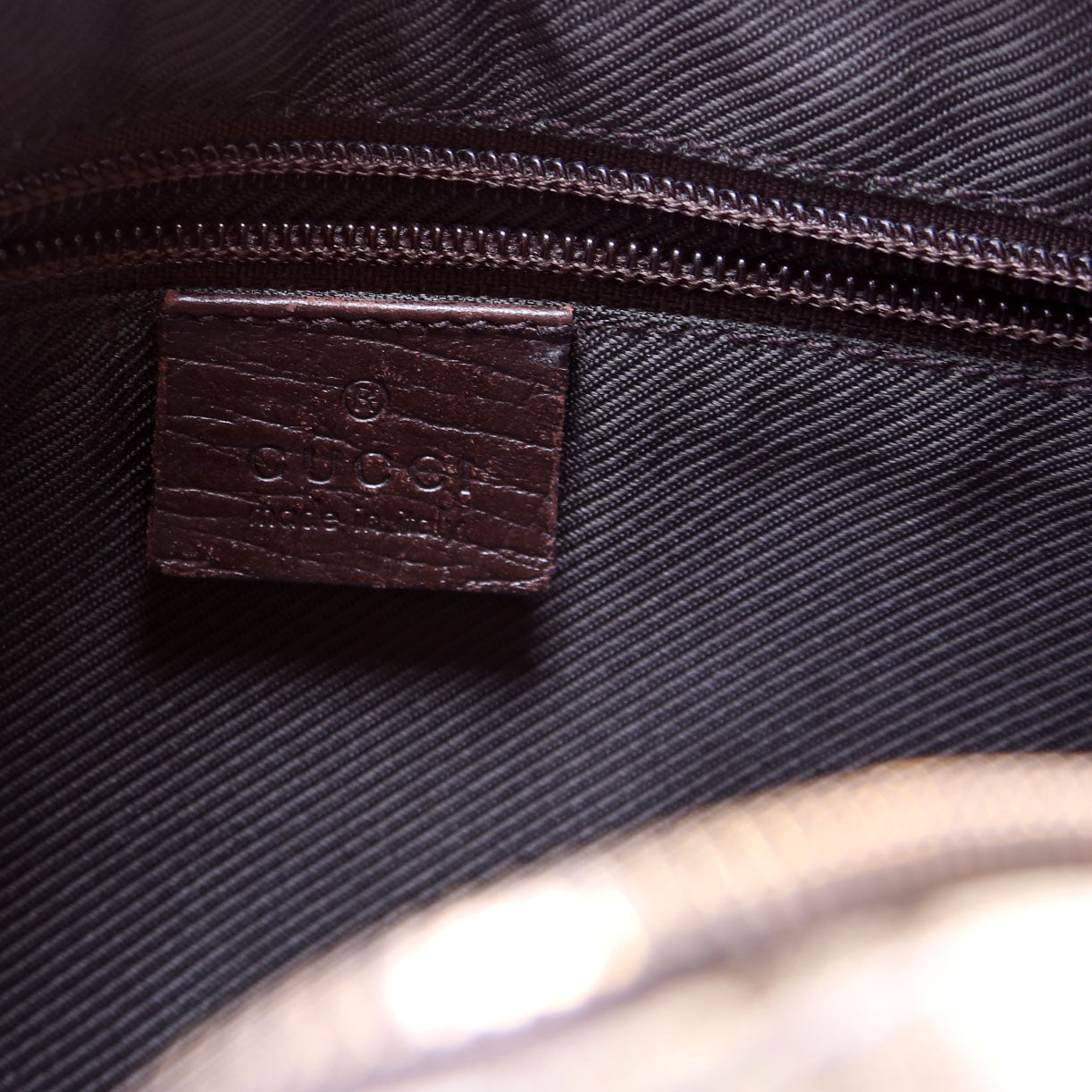 114291 GG Supreme Crossbody Brown