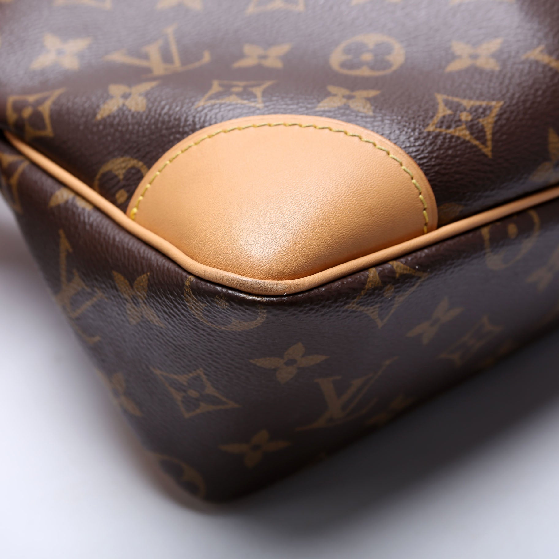 Odeon NM MM Monogram