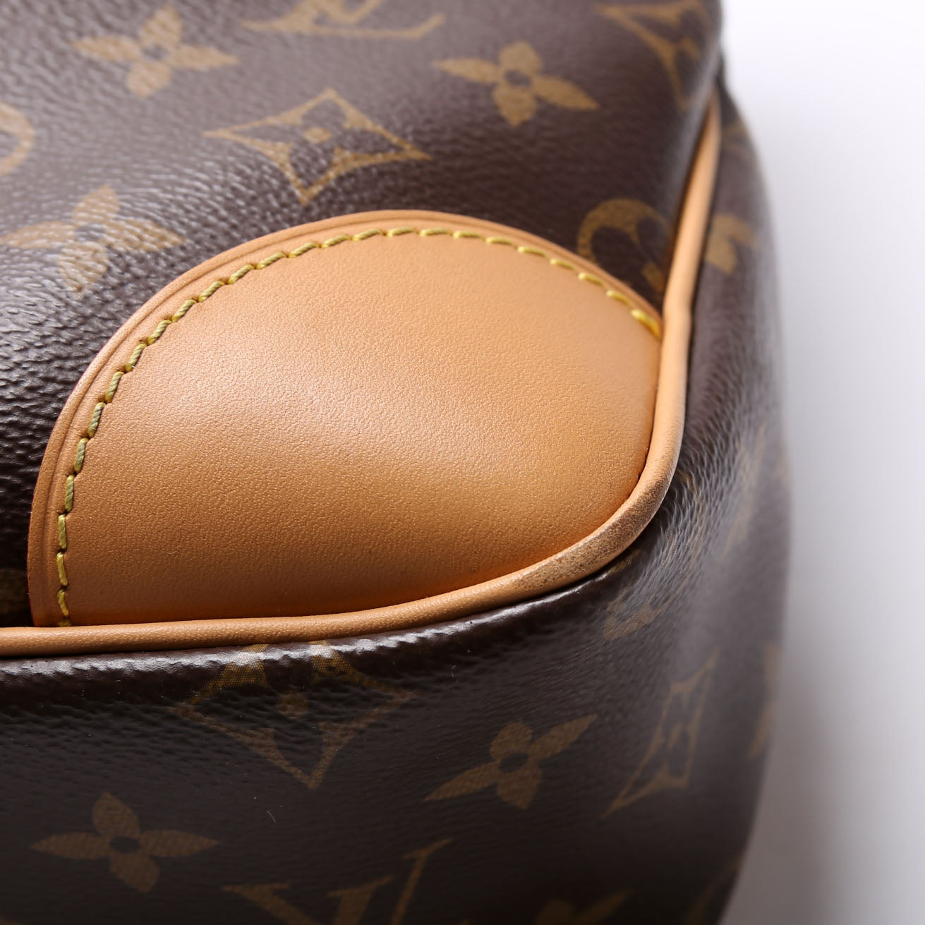 Odeon NM MM Monogram