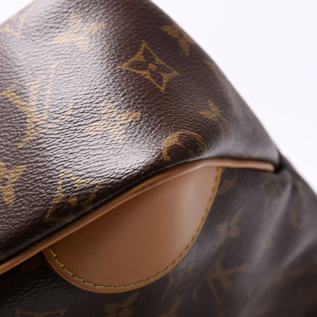 Odeon NM MM Monogram