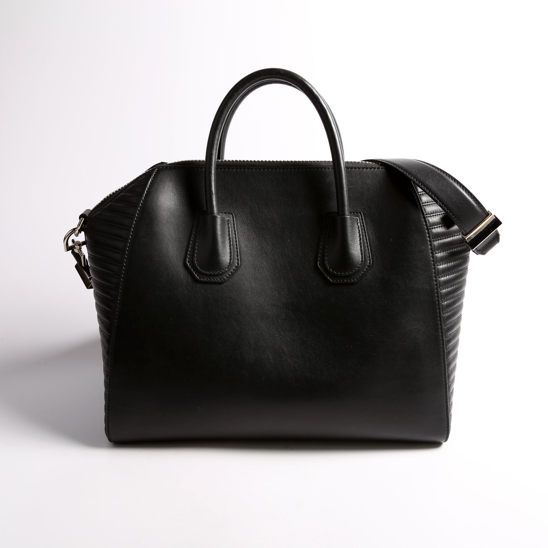 Antigona Stitched Satchel Medium Black/Silver
