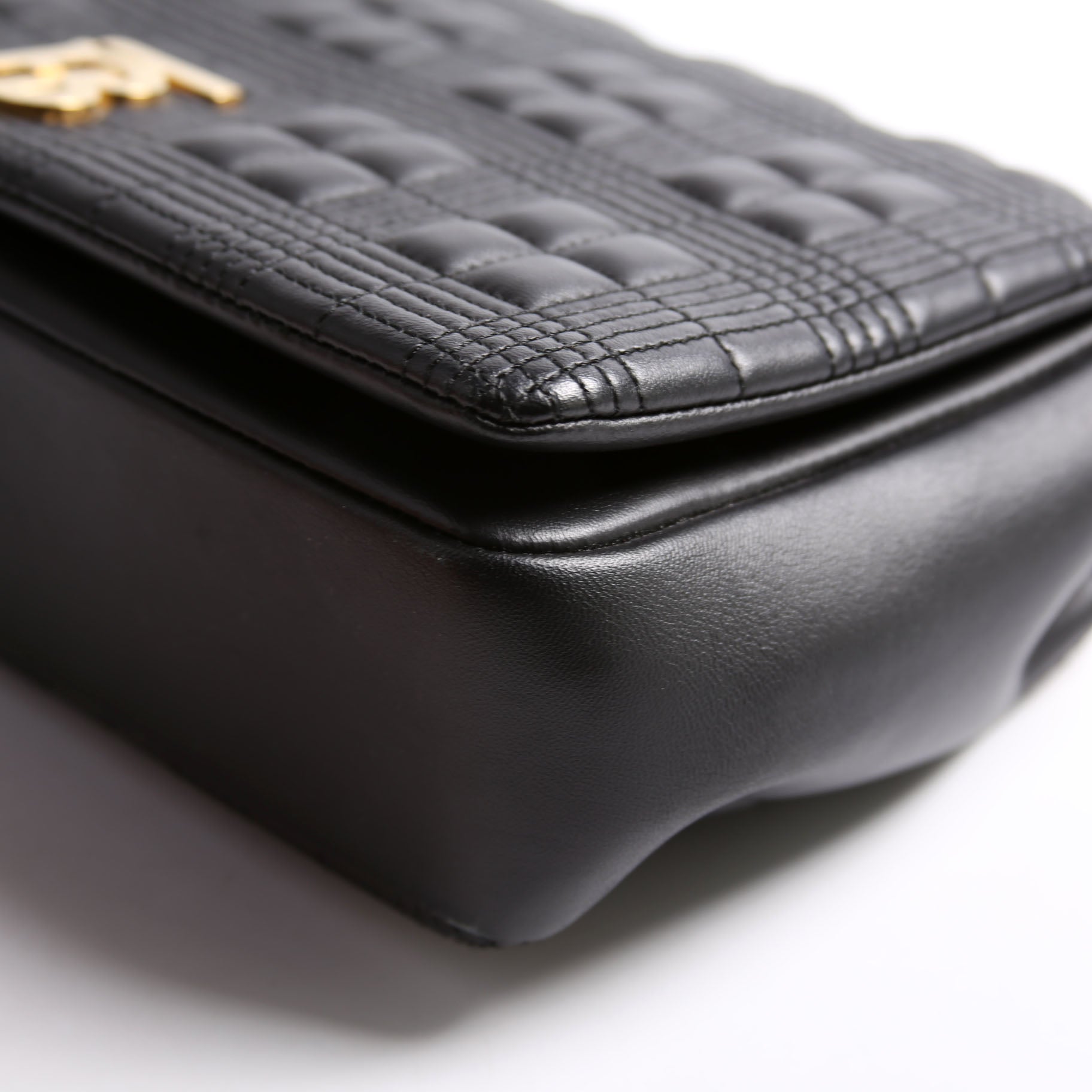Lola Flap Bag Lamb Medium 8063019 Black