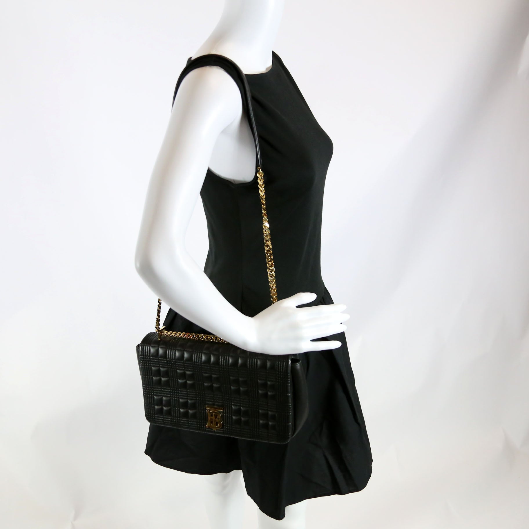 Lola Flap Bag Lamb Medium 8063019 Black