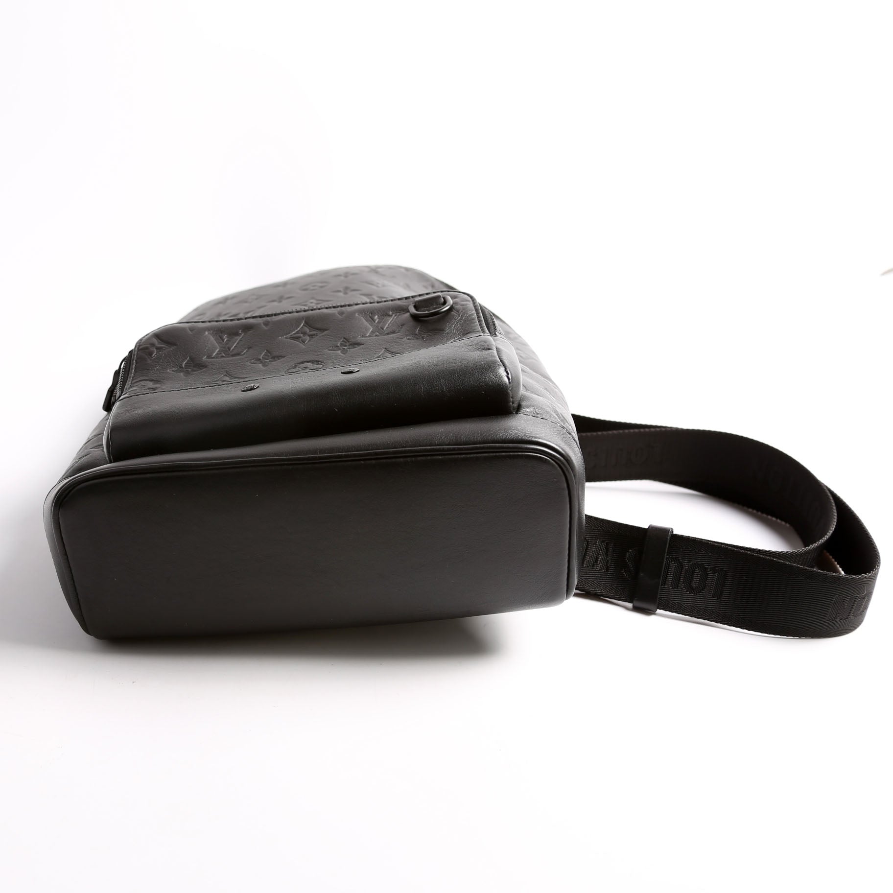 Racer Sling Shadow Monogram Black