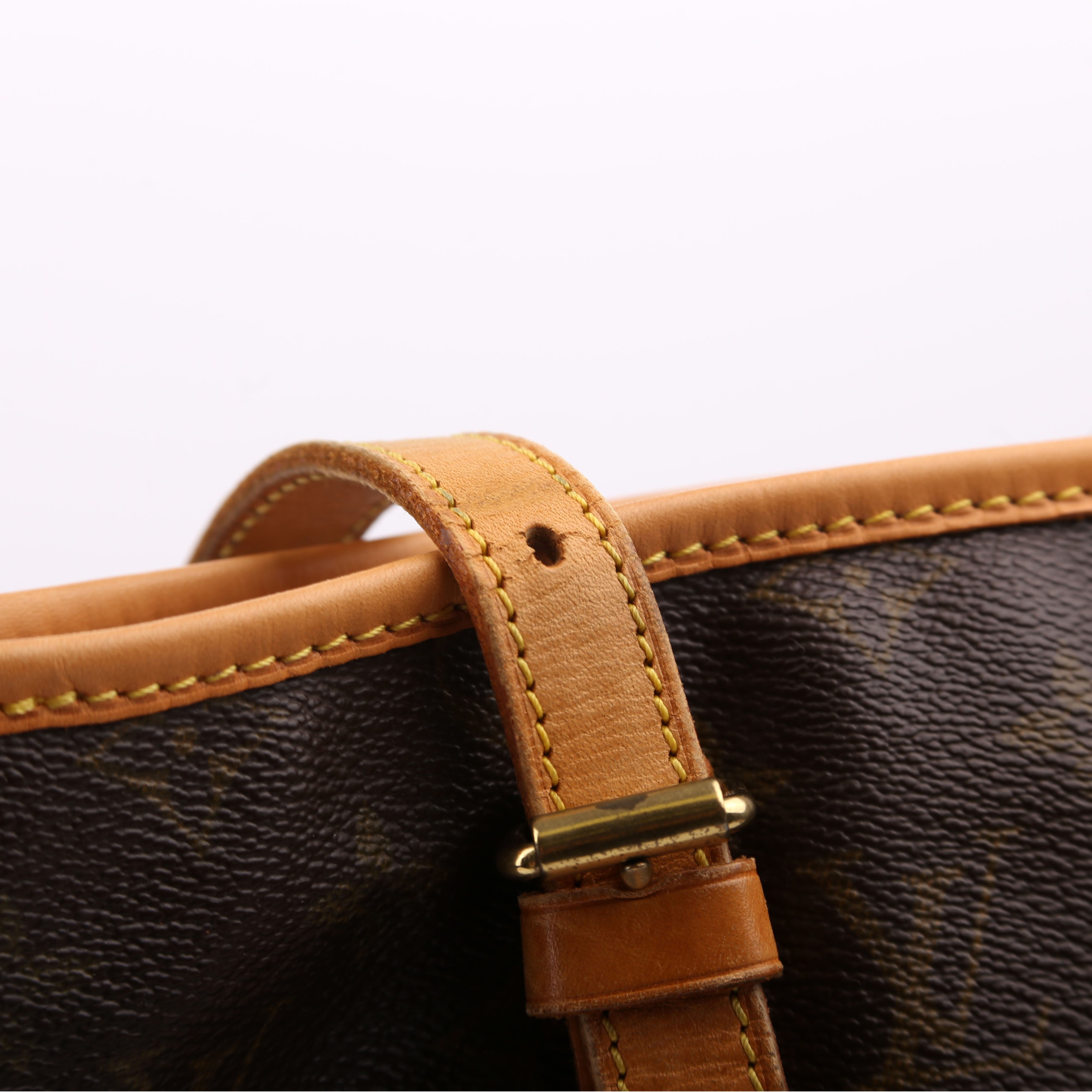 Bucket GM Monogram