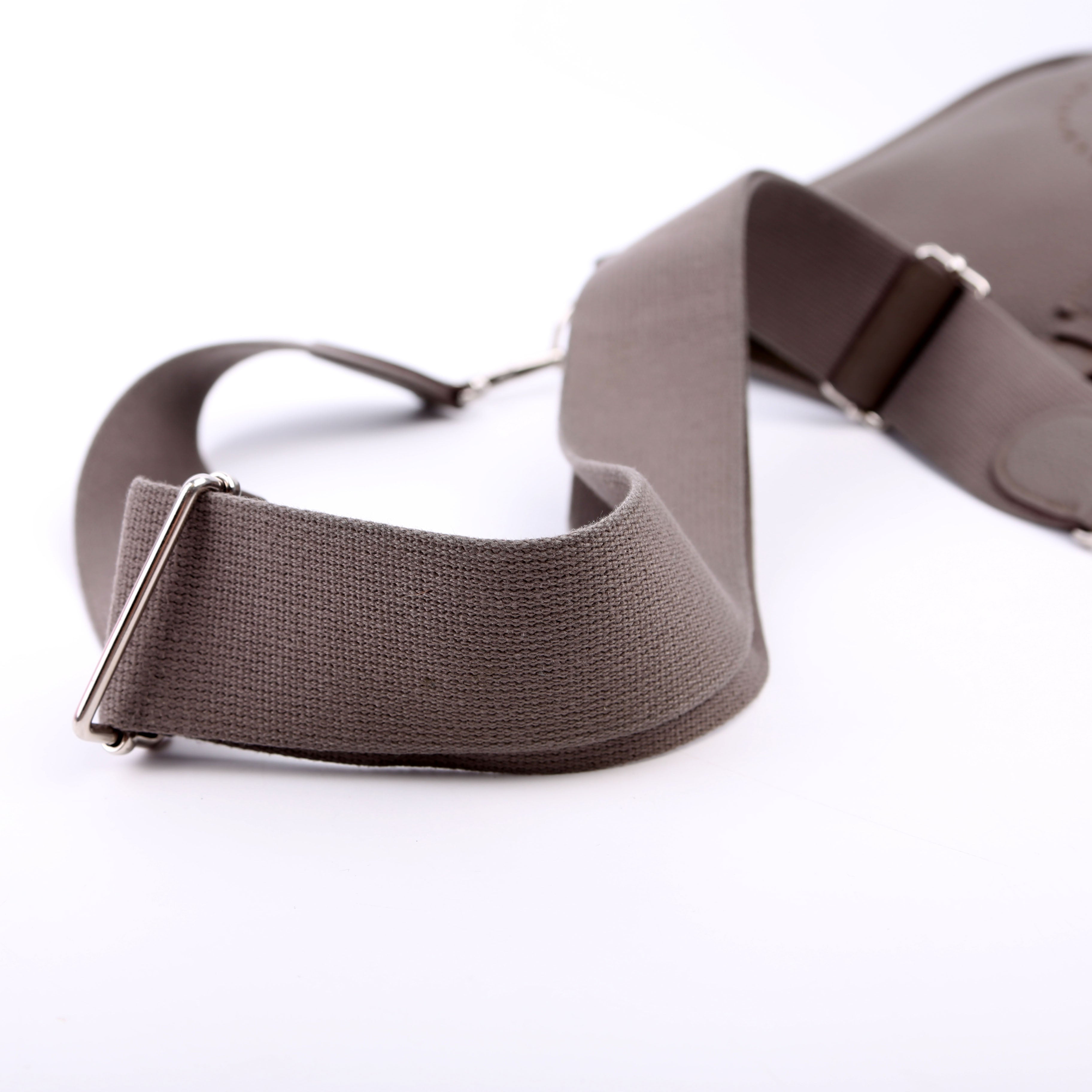 Evelyne III PM Grey