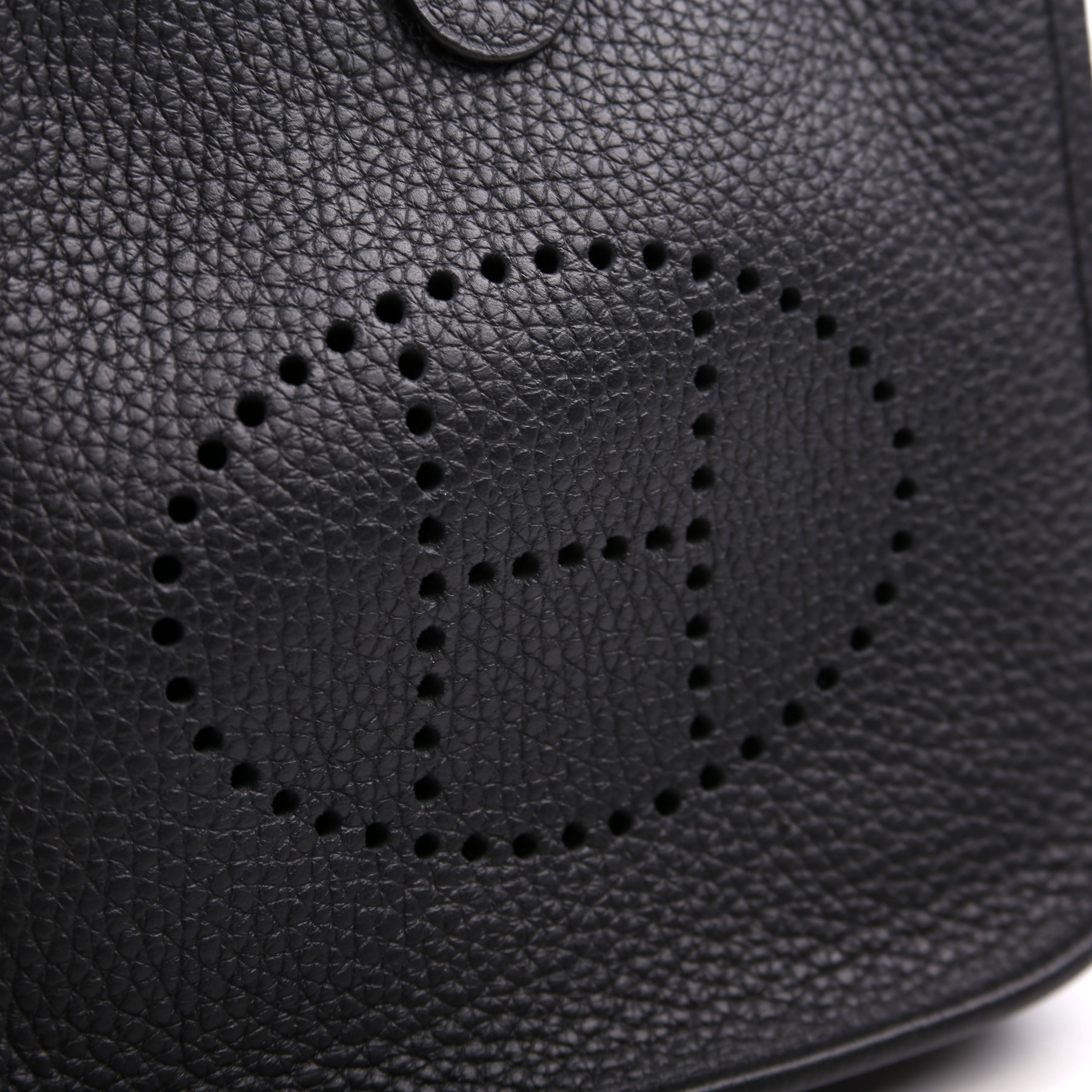 Evelyne TPM Black