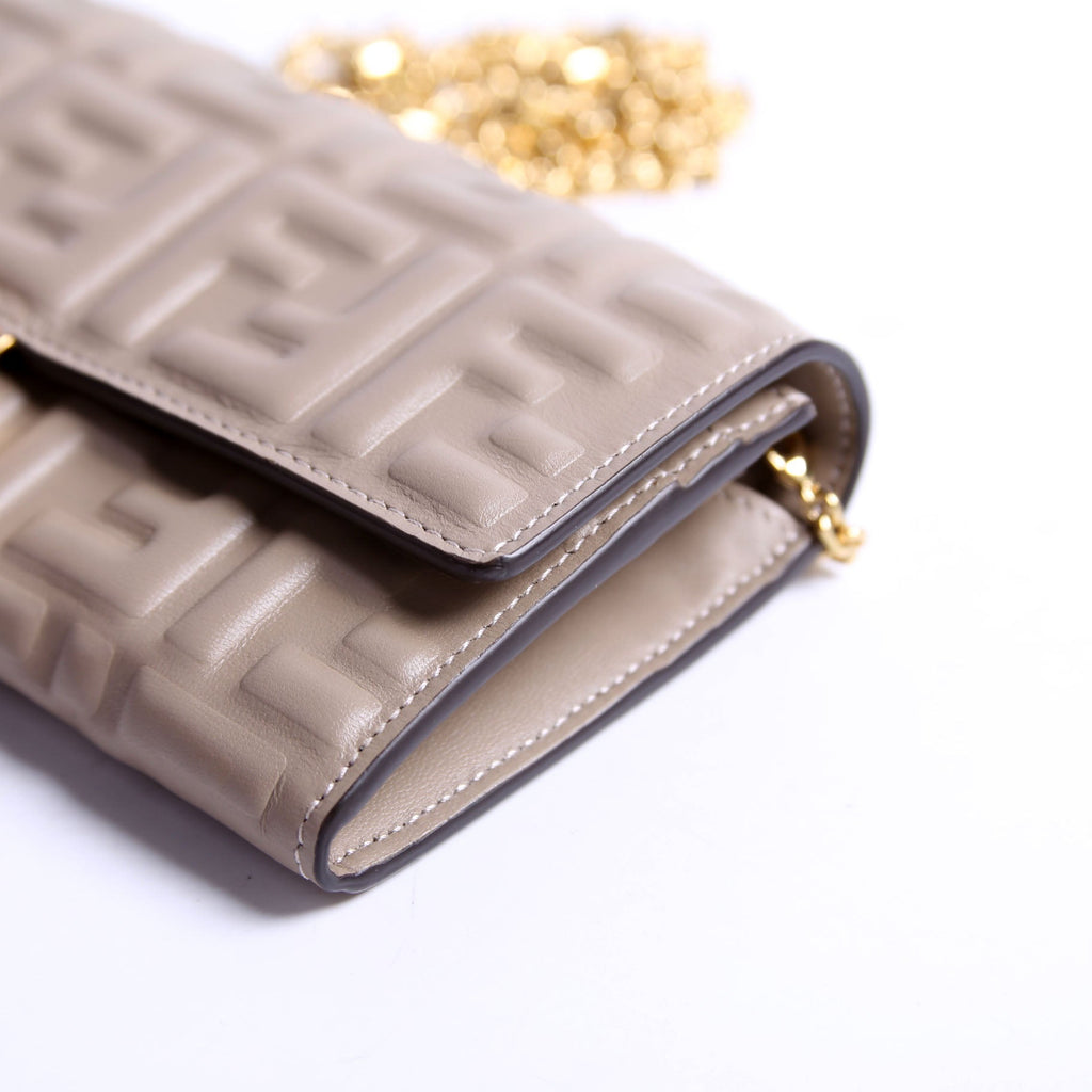 8M0365 FF Embossed Wallet On Chain Taupe