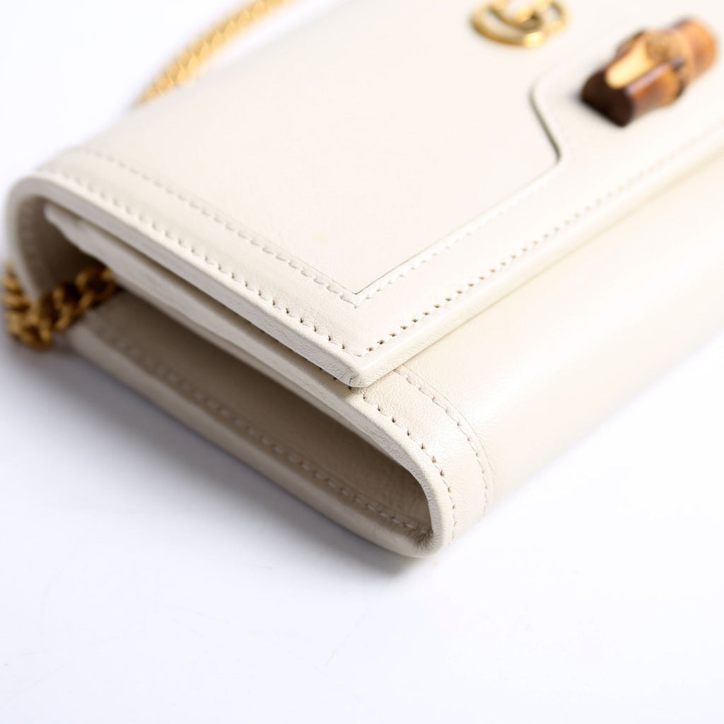 Gucci 658243 Diana Chain Wallet Cream