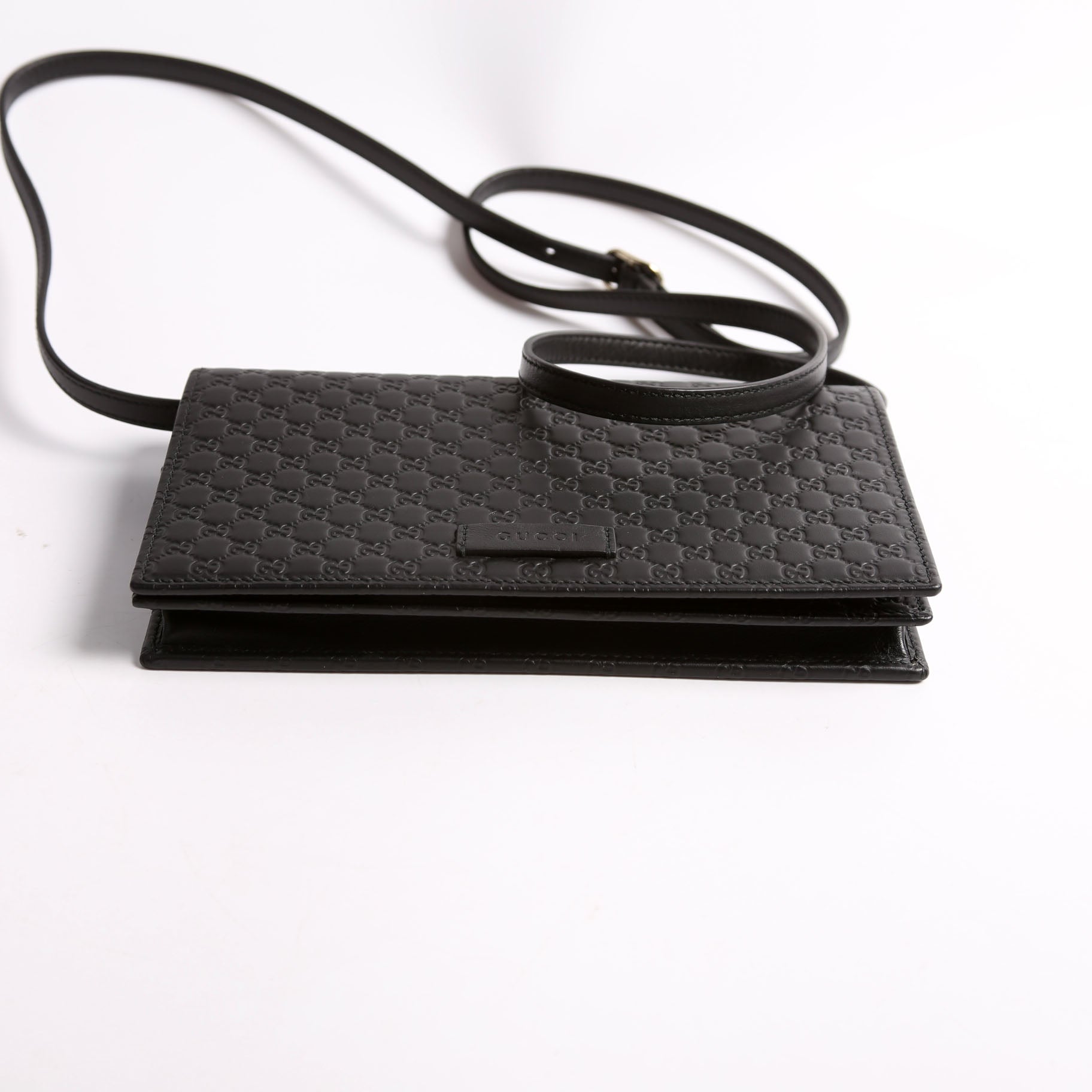 466507 Micro GG Wallet On Chain Black