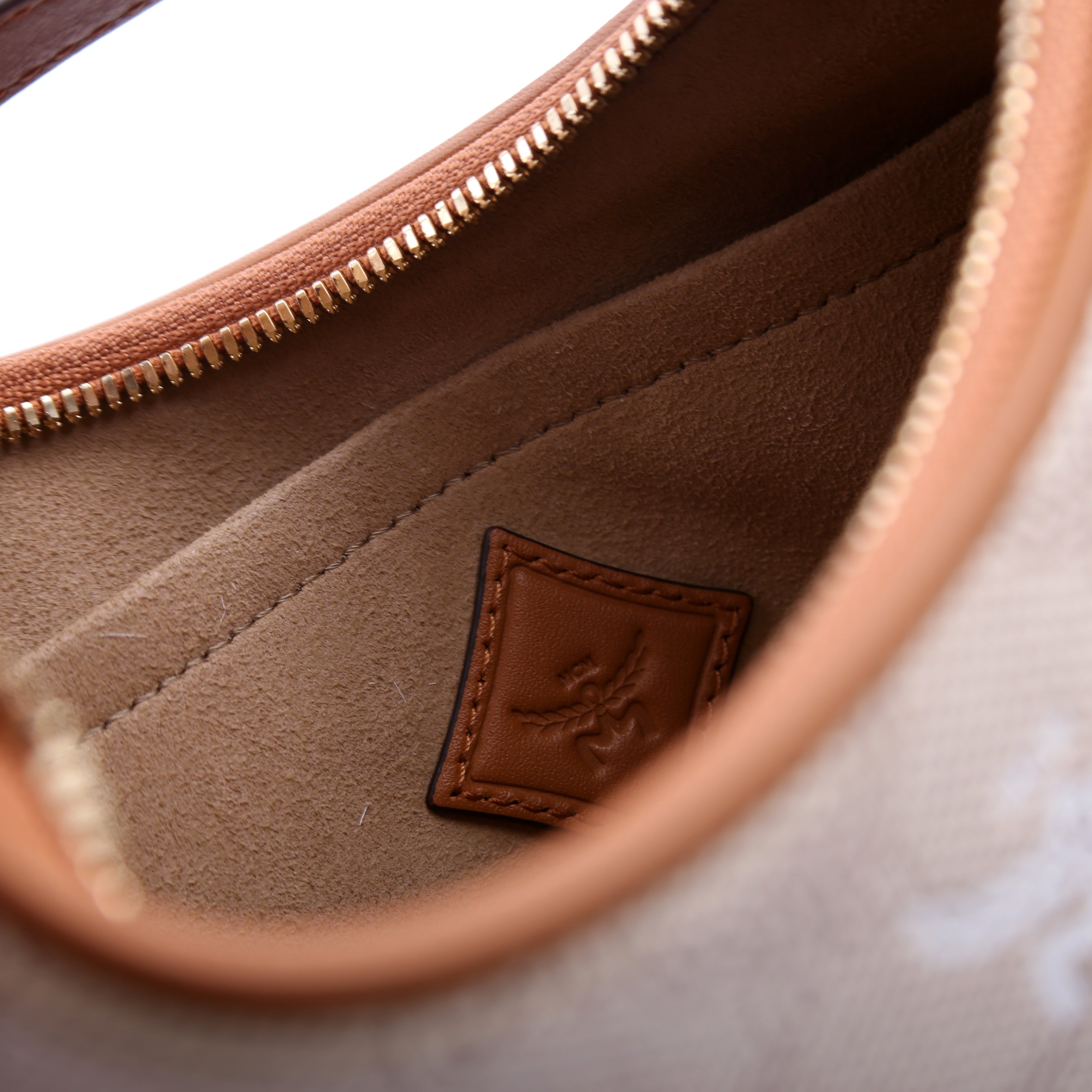 Lauretos Himmel Moon Shoulder Bag