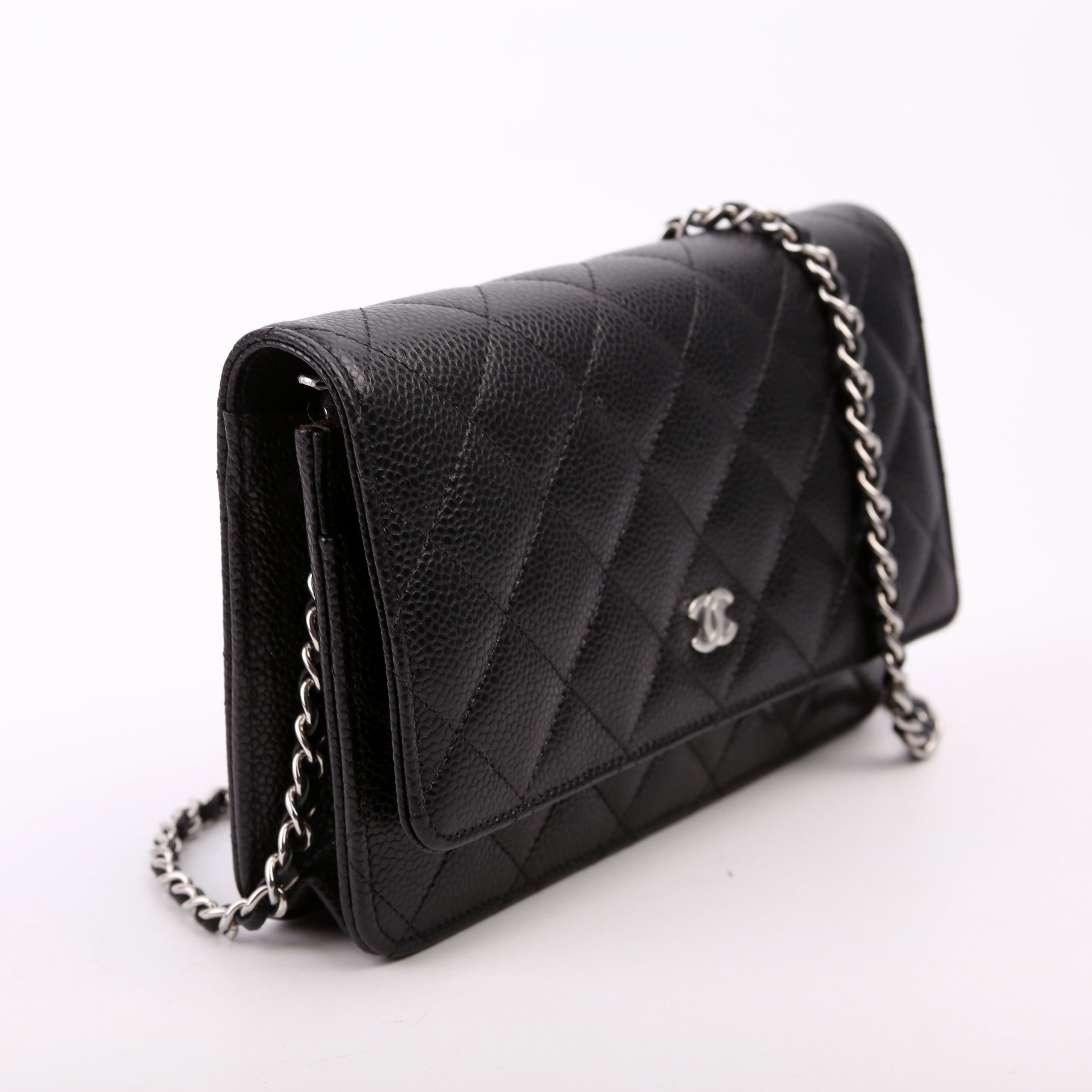 WOC Classic Quilted Caviar RFID Black